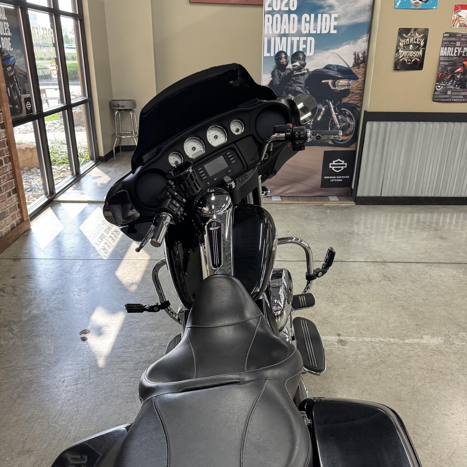 2019 Harley-Davidson® Street Glide® FLHX, photo 3
