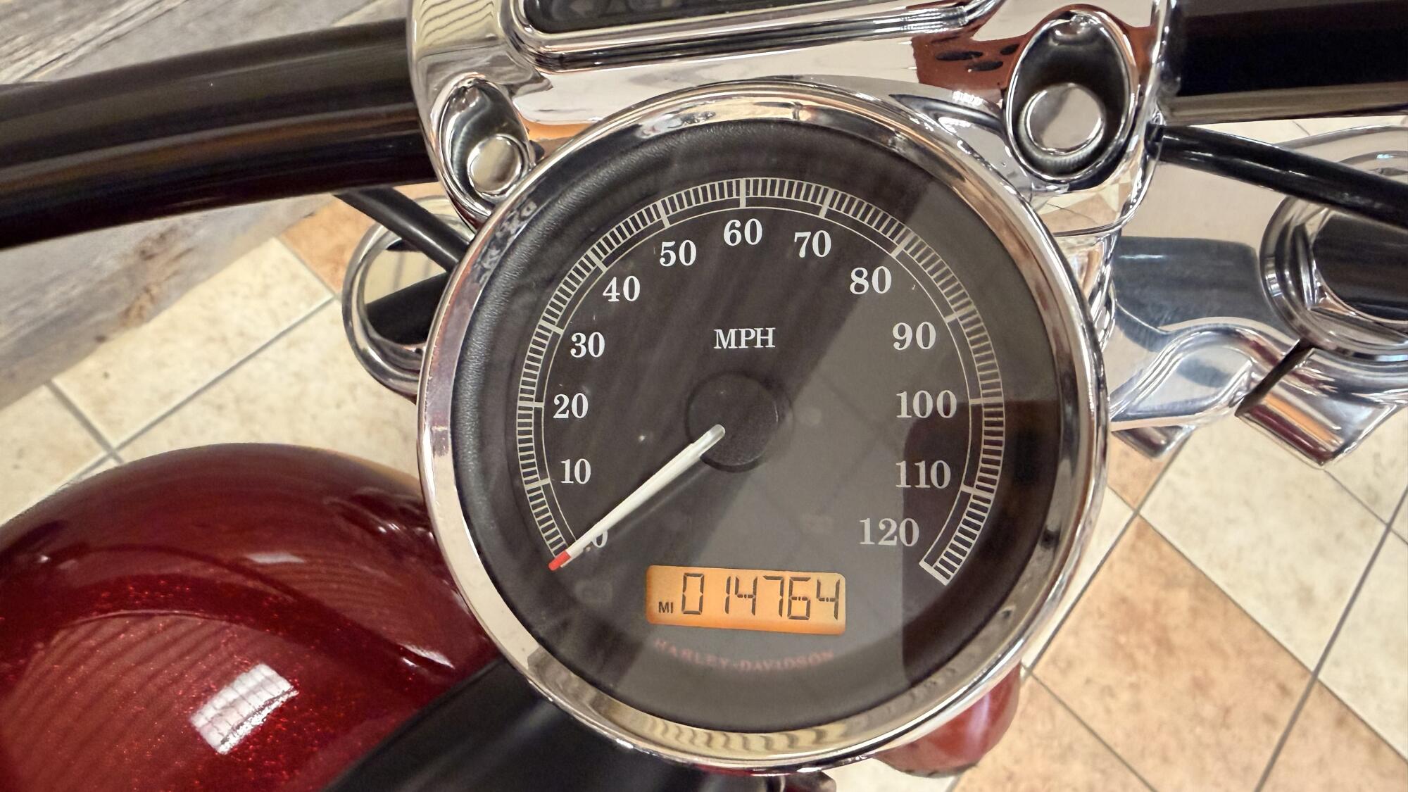 2017 Harley-Davidson® Breakout® Hard Candy W/ Hot Rod Red Flake, photo 9