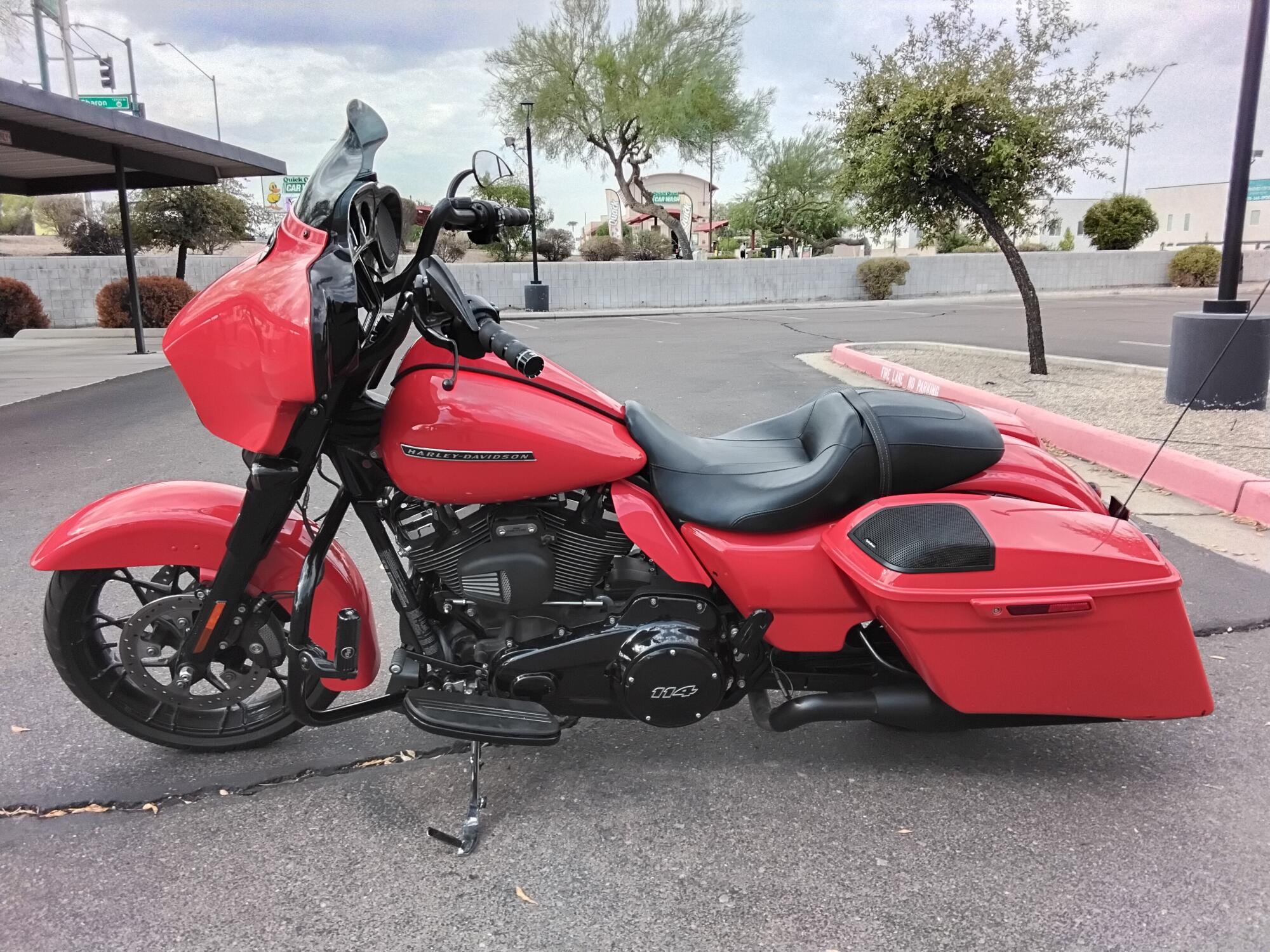 FLHXS 2020 Street Glide® Special, photo 6
