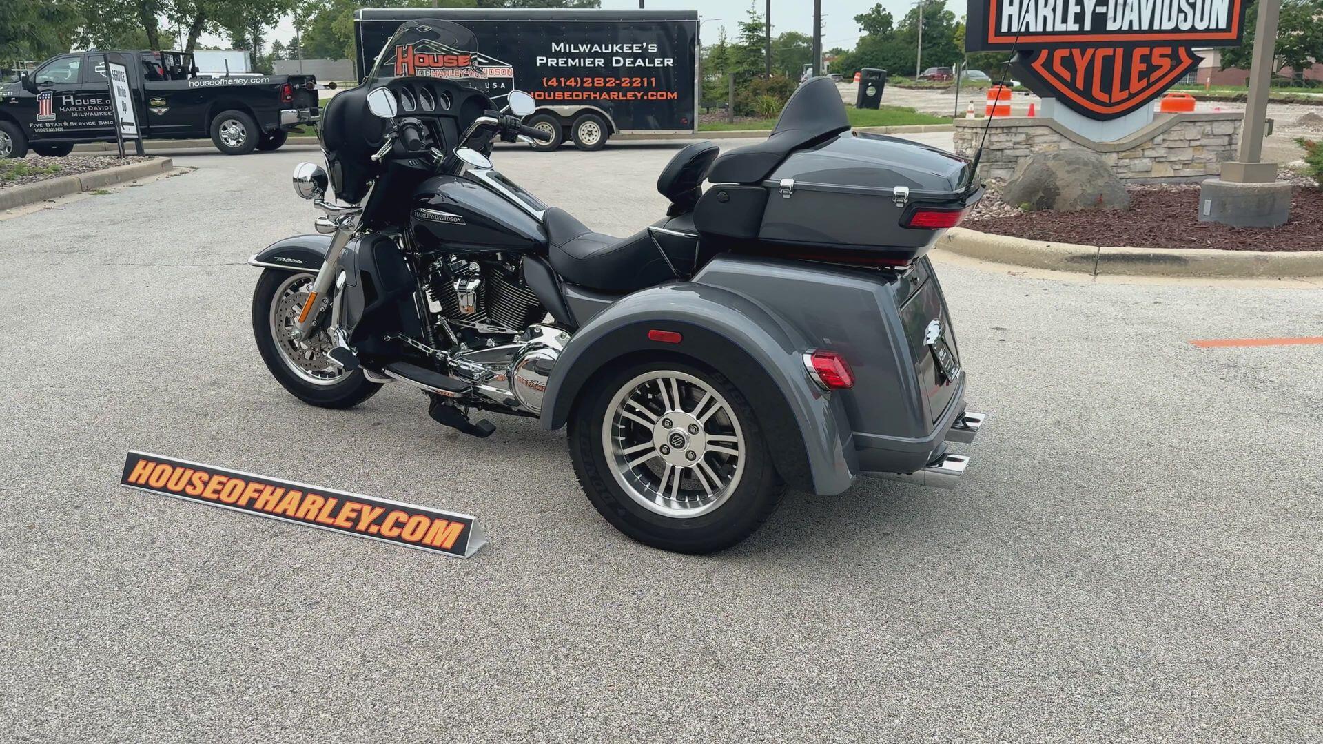 2021 Harley-Davidson® Tri Glide® Ultra Gauntlet Gray Metallic/Vivid Black, photo 8