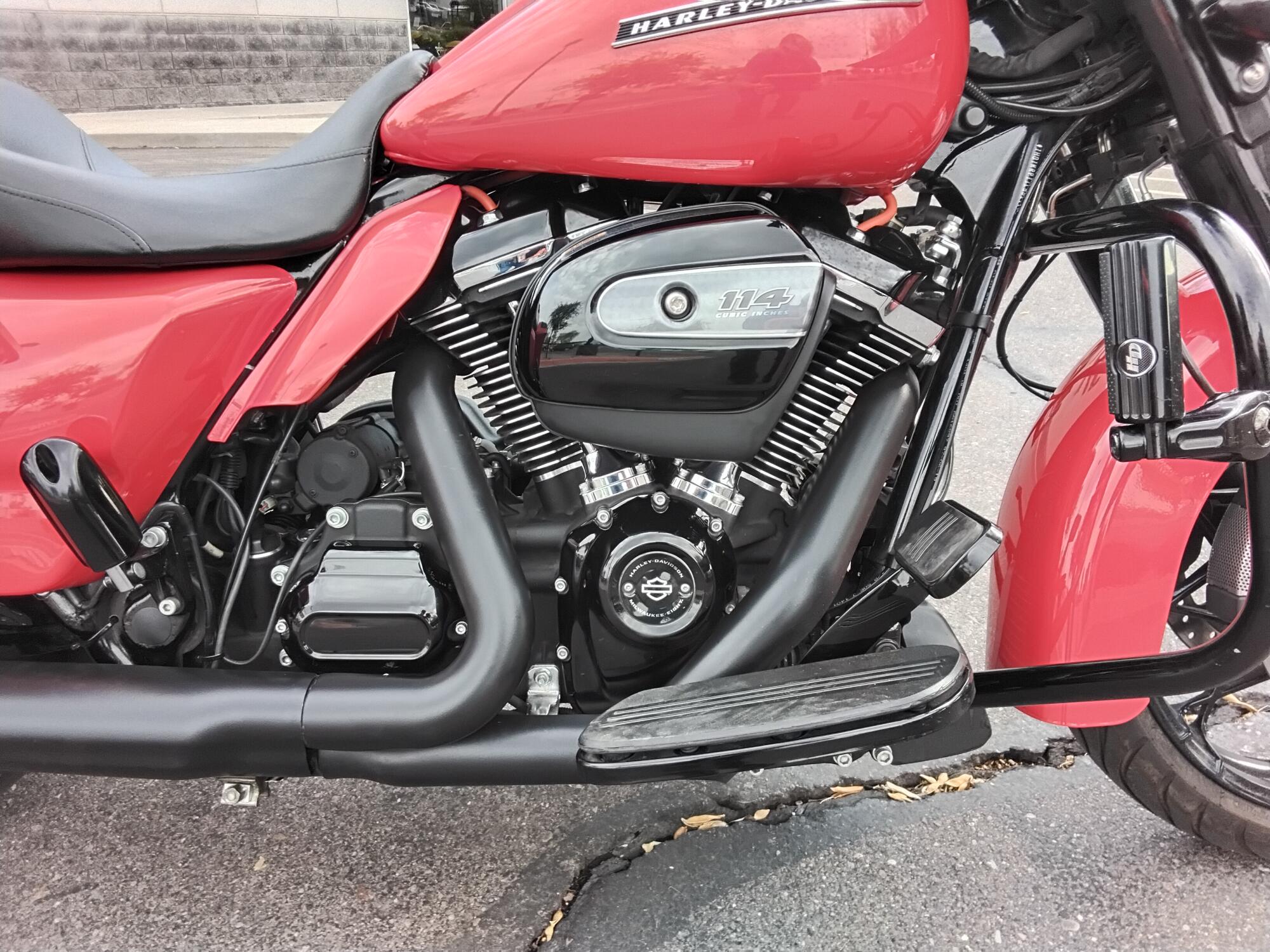 FLHXS 2020 Street Glide® Special, photo 2