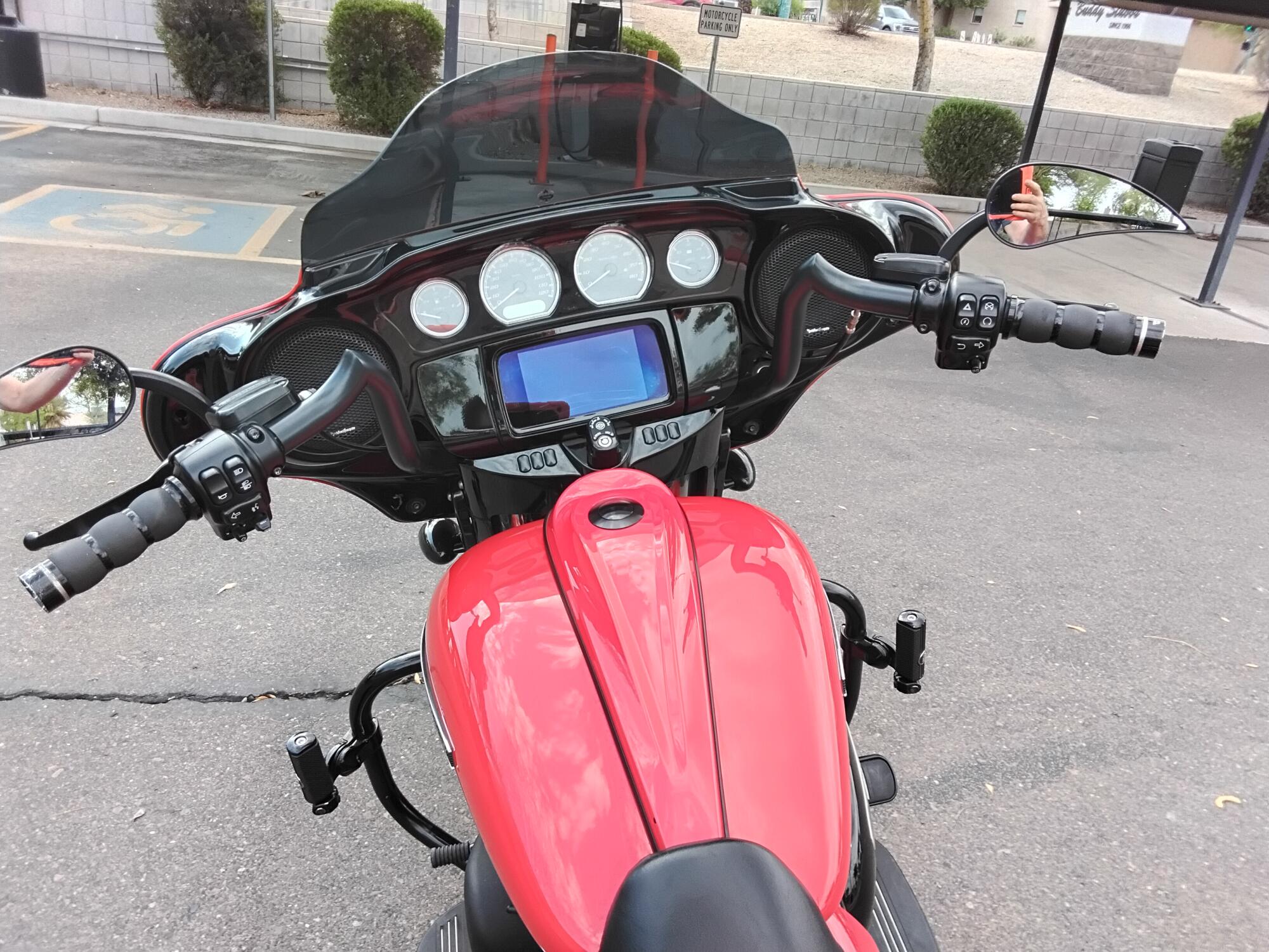 FLHXS 2020 Street Glide® Special, photo 9