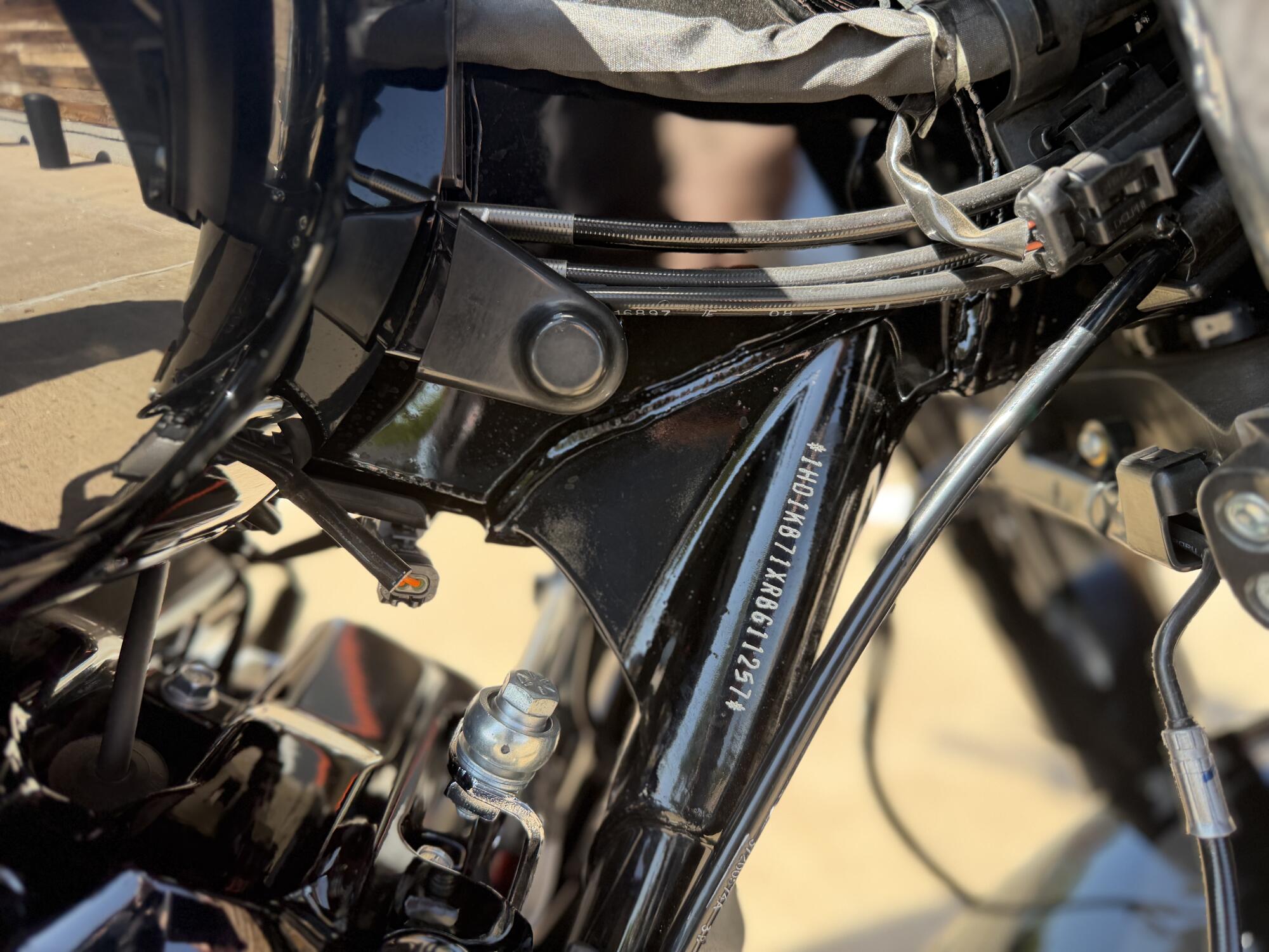 2024 Harley-Davidson® Street Glide® Vivid Black - Black Finish, photo 10