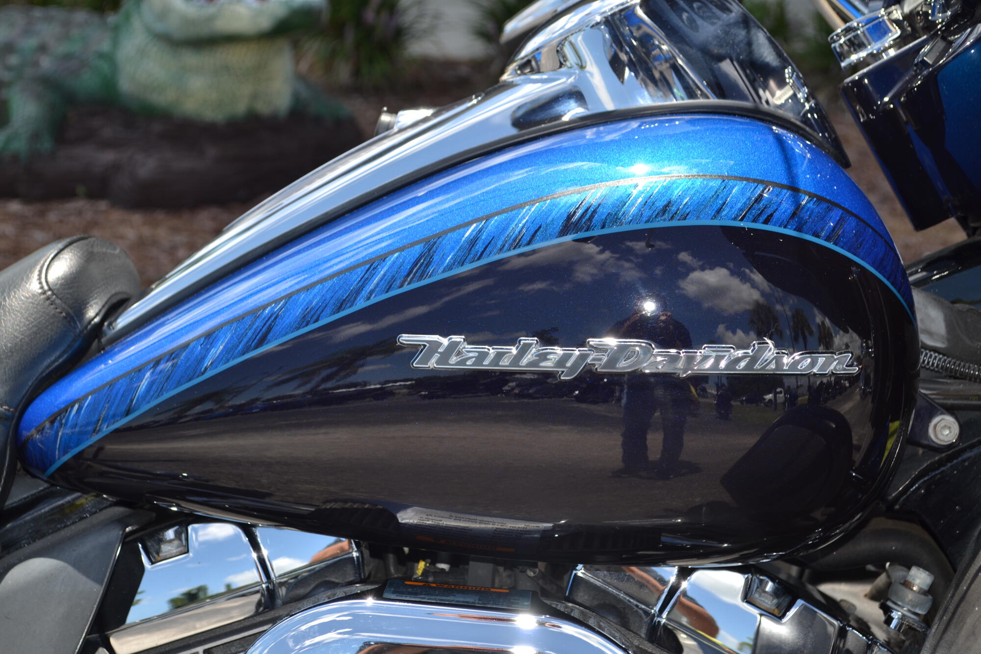 2014 Harley-Davidson® CVO™ Electra Glide Ultra Limited® - FLHTKSE, photo 4