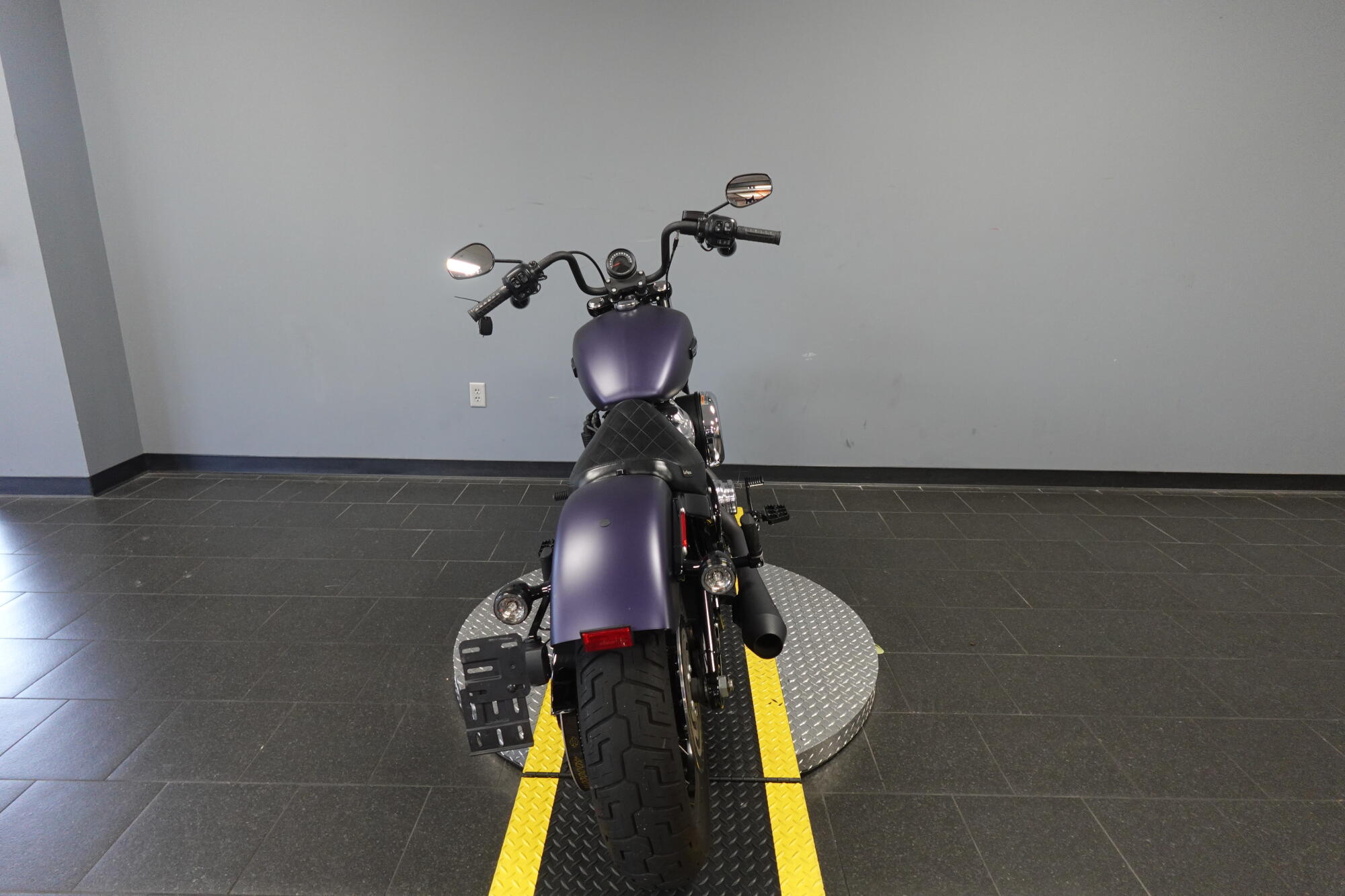 2025 Harley-Davidson® Street Bob® FXBB, photo 7