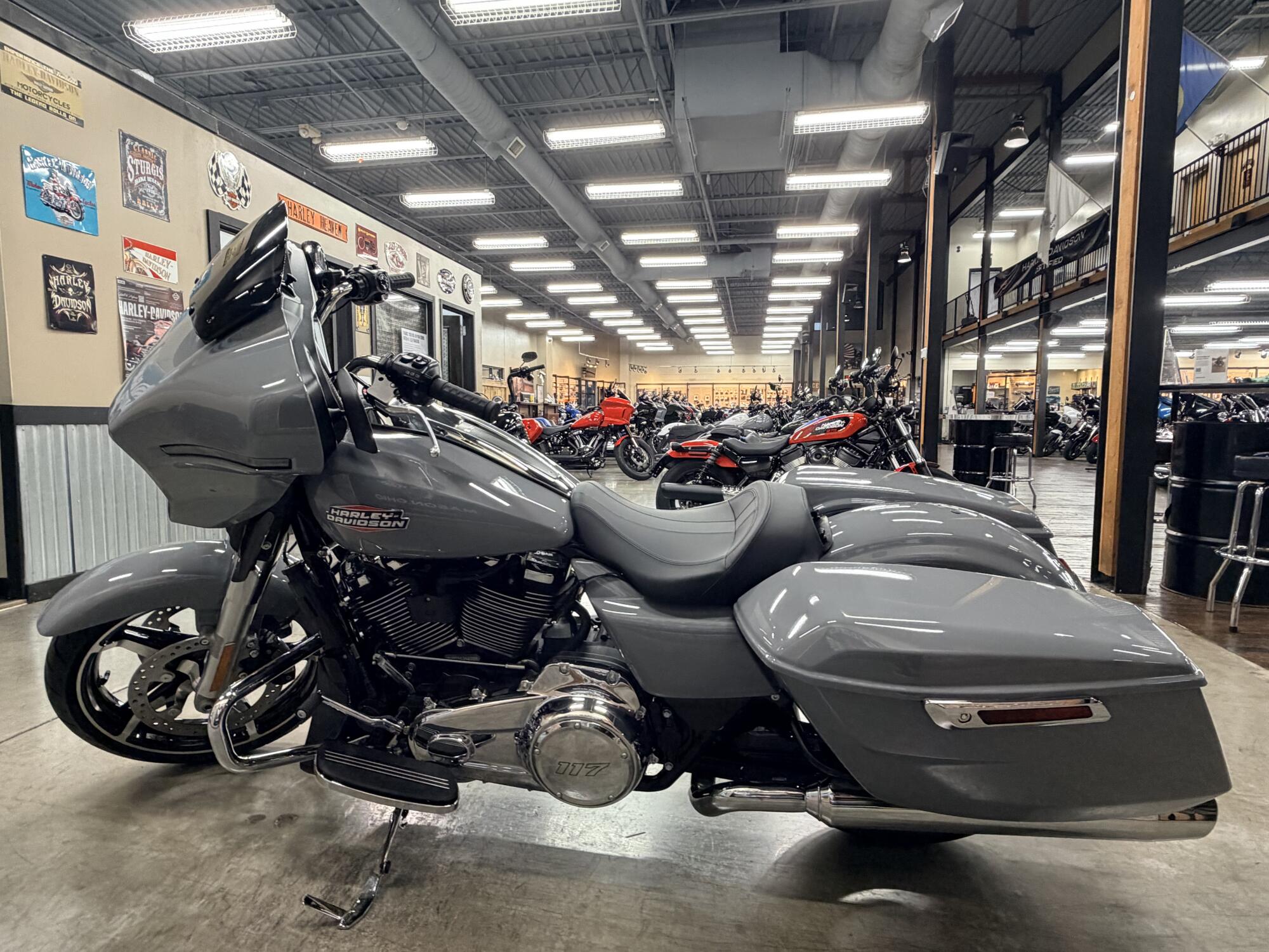 2026 Harley-Davidson® Street Glide® FLHX, photo 11