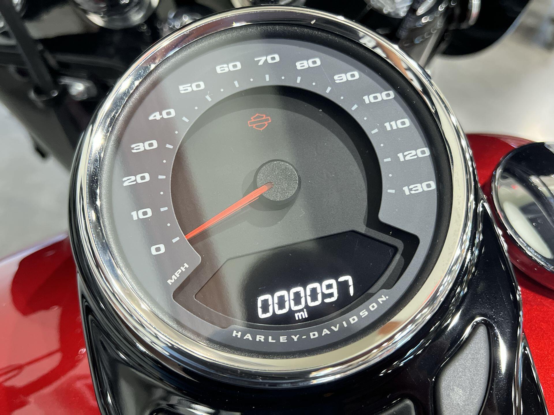 2026 Harley-Davidson® Heritage Classic, photo 11