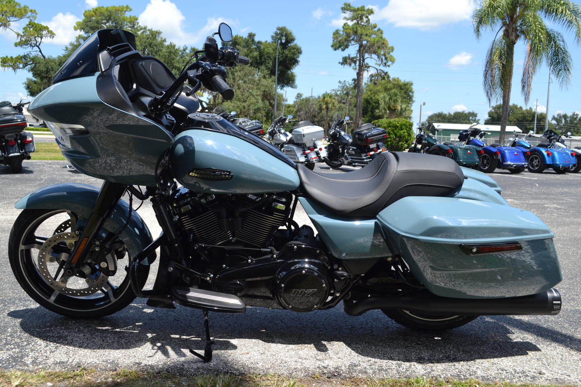 2024 Harley-Davidson® Road Glide® - FLTRX, photo 15