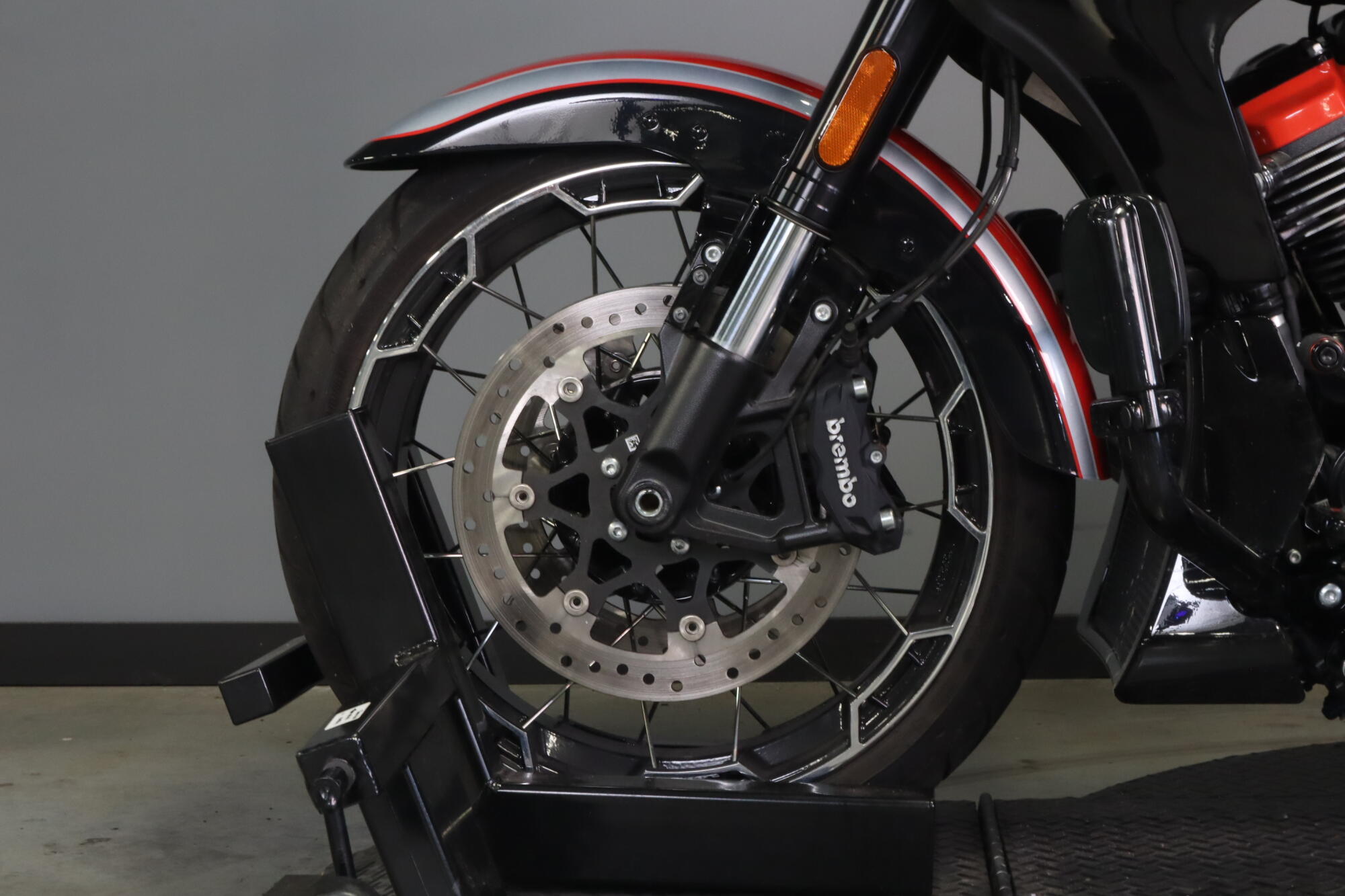 2024 Harley-Davidson® CVO™ Road Glide® FLTRXSE, photo 12
