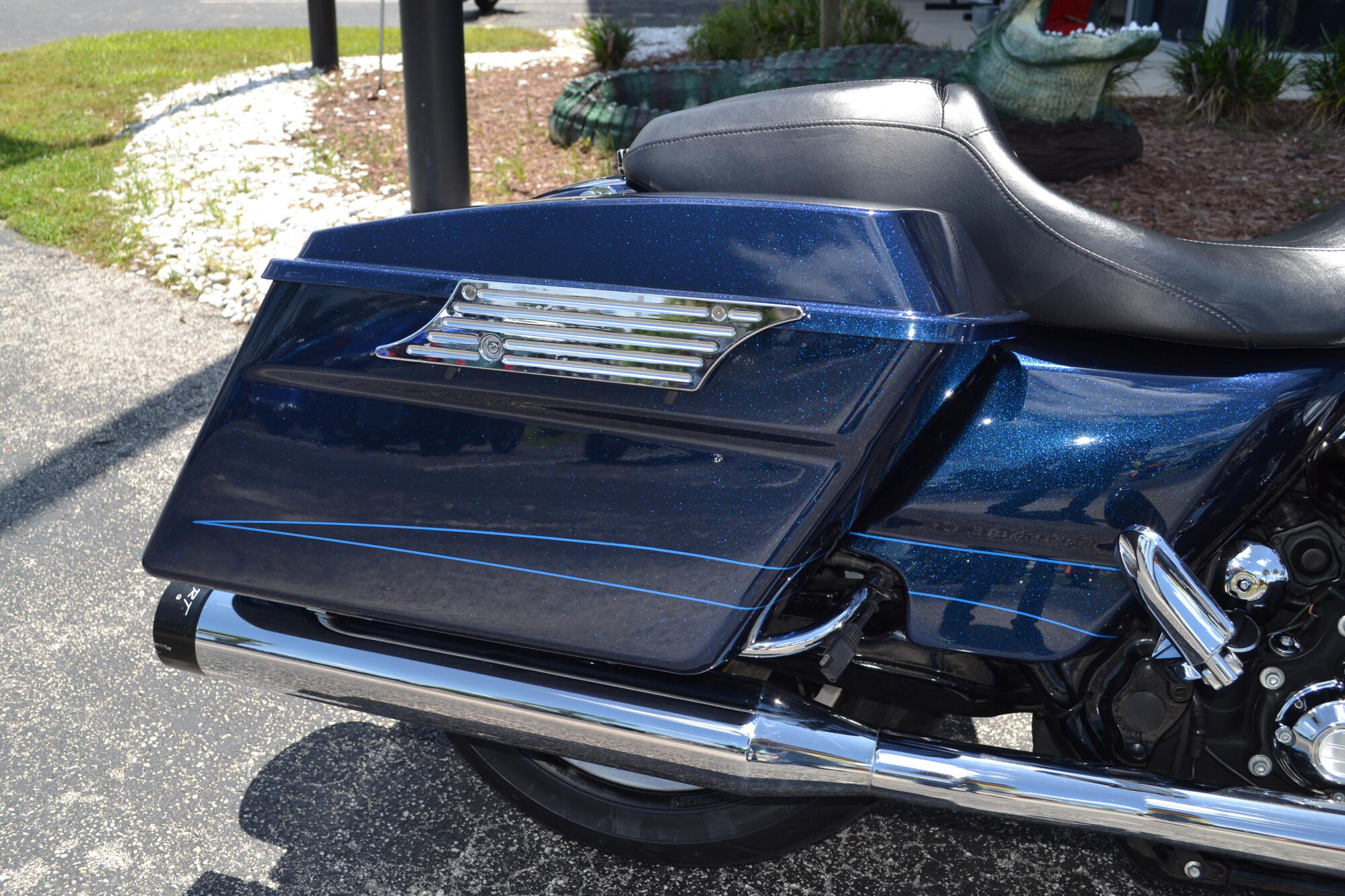 2013 Harley-Davidson® Road Glide® Custom - FLTRX103, photo 6