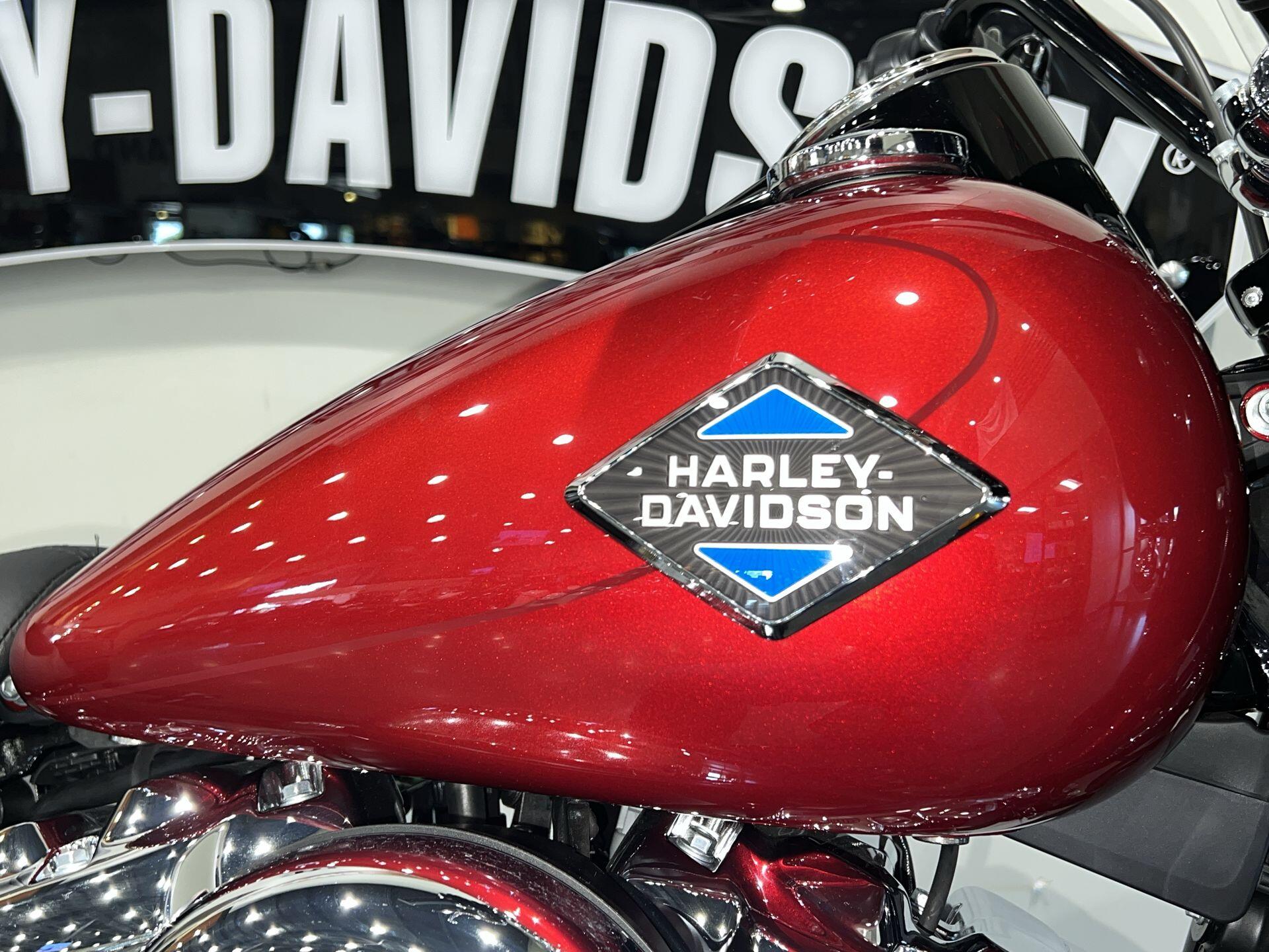 2026 Harley-Davidson® Heritage Classic, photo 5
