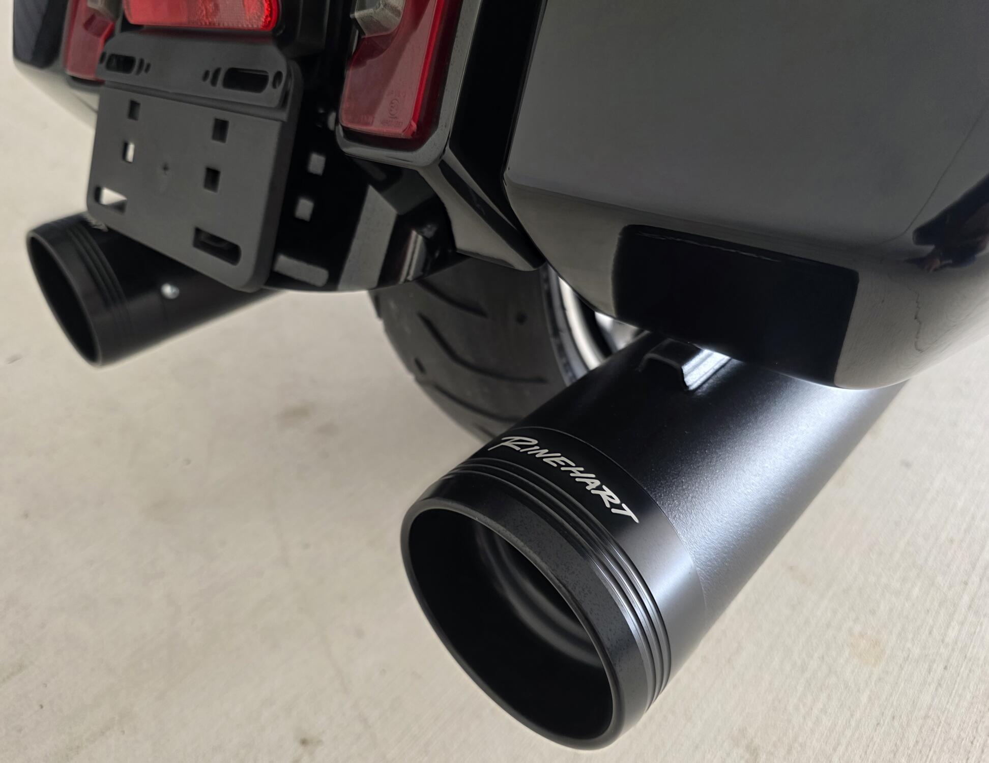 2026 Harley-Davidson® Street Glide® Vivid Black Black Trim, photo 10