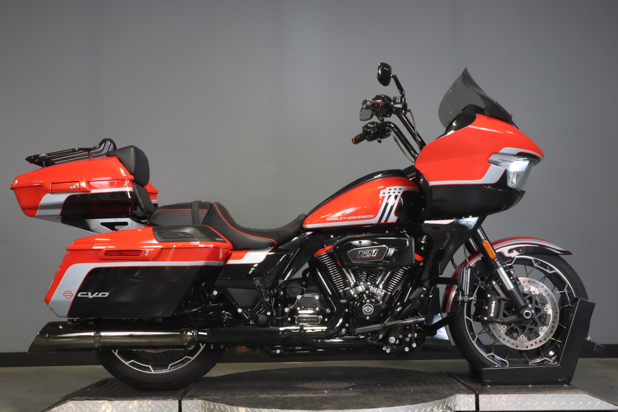 2024 Harley-Davidson® CVO™ Road Glide® FLTRXSE