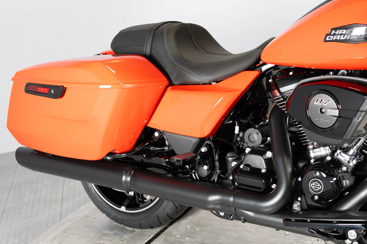 2026 Harley-Davidson® Road Glide™ FLTRX, photo 17