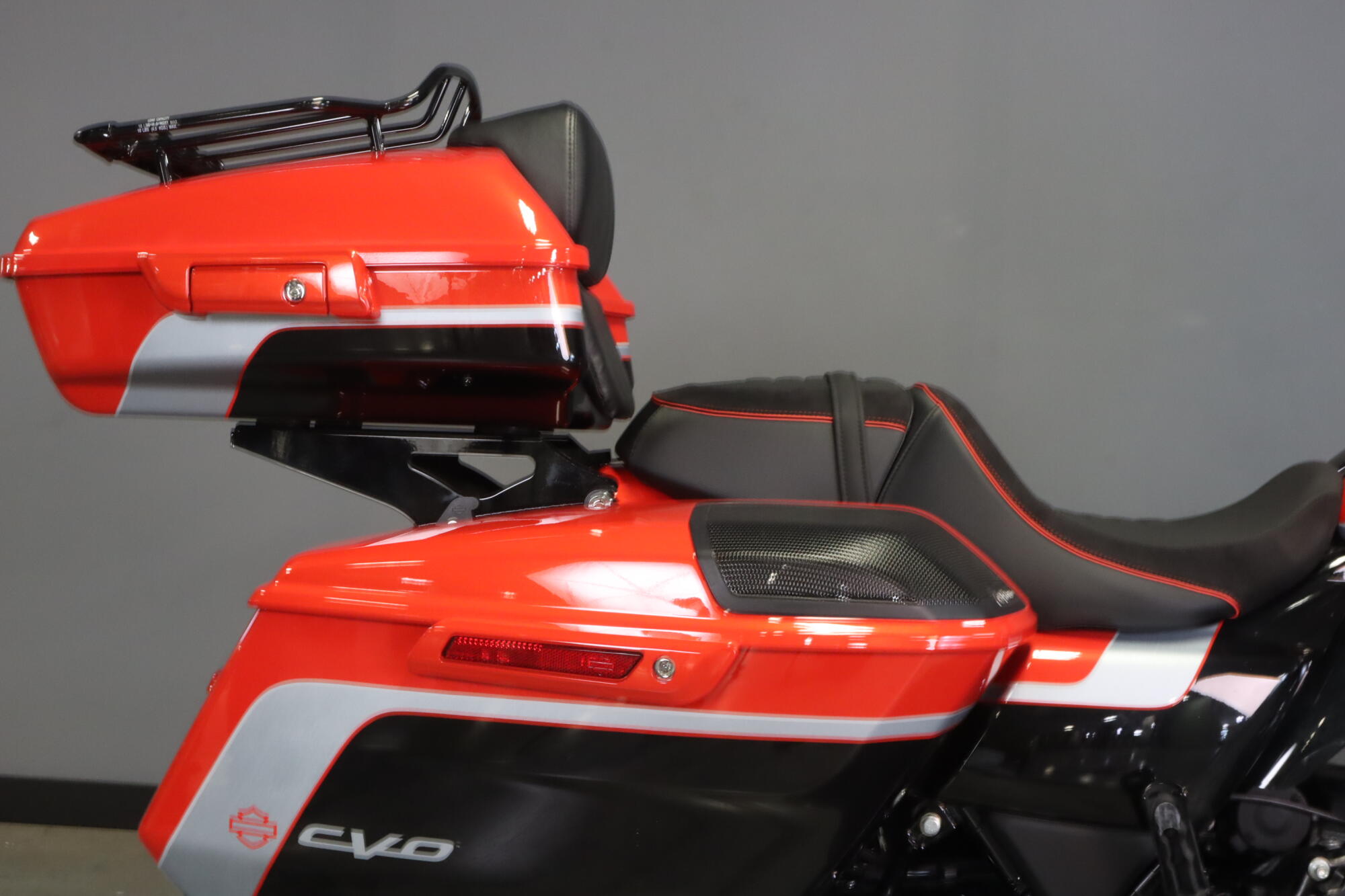 2024 Harley-Davidson® CVO™ Road Glide® FLTRXSE, photo 9