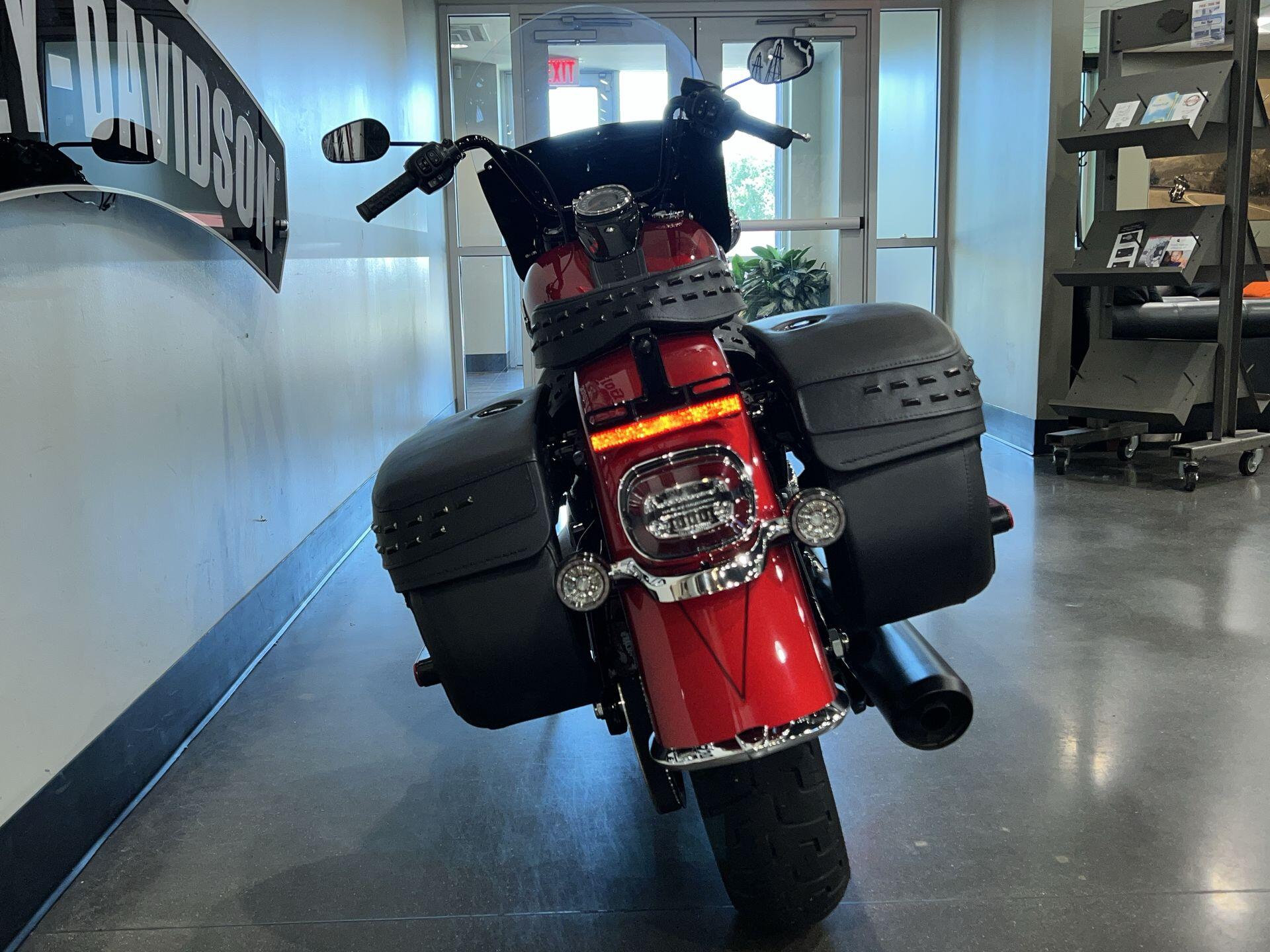 2026 Harley-Davidson® Heritage Classic, photo 10