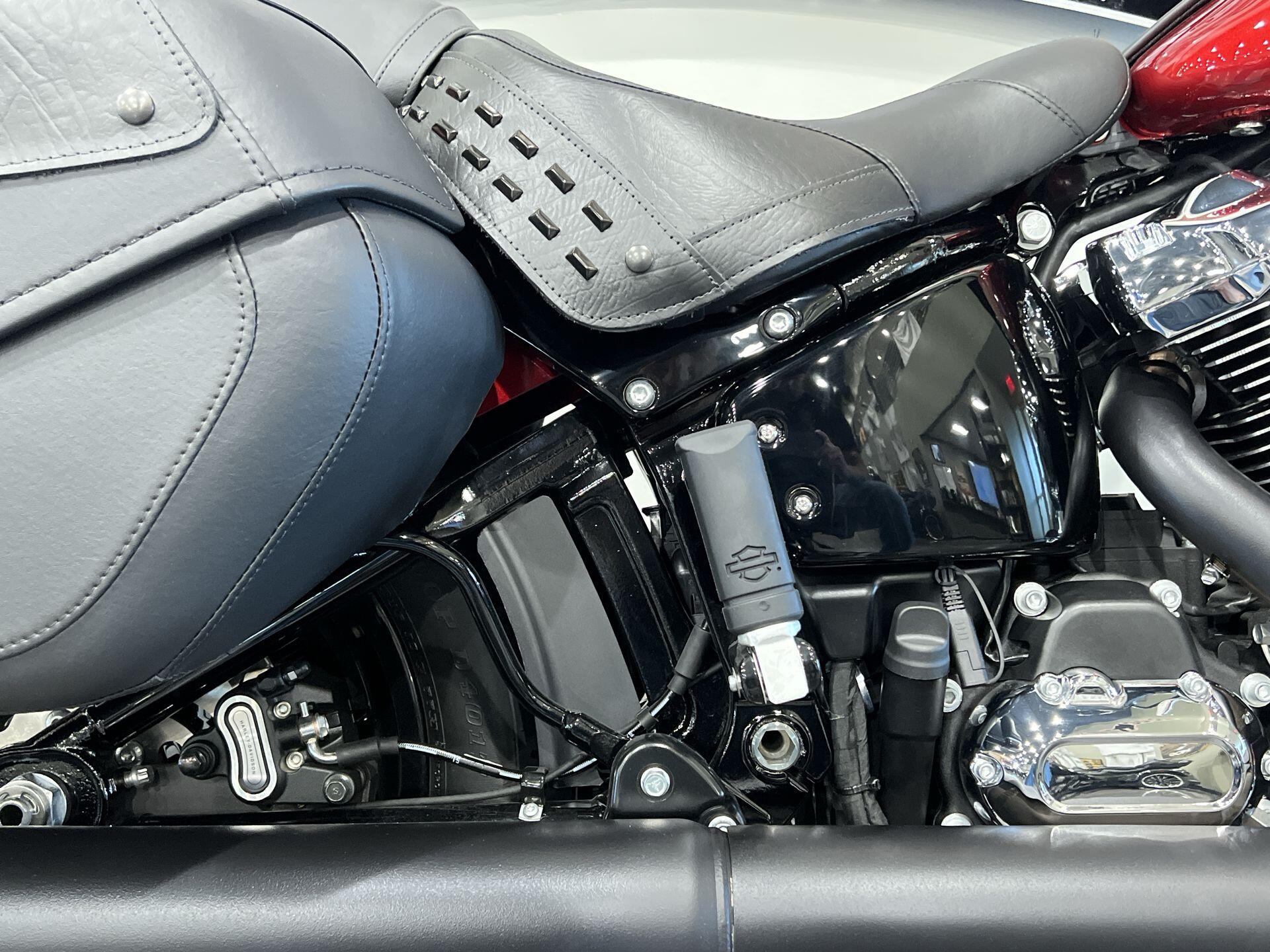 2026 Harley-Davidson® Heritage Classic, photo 7
