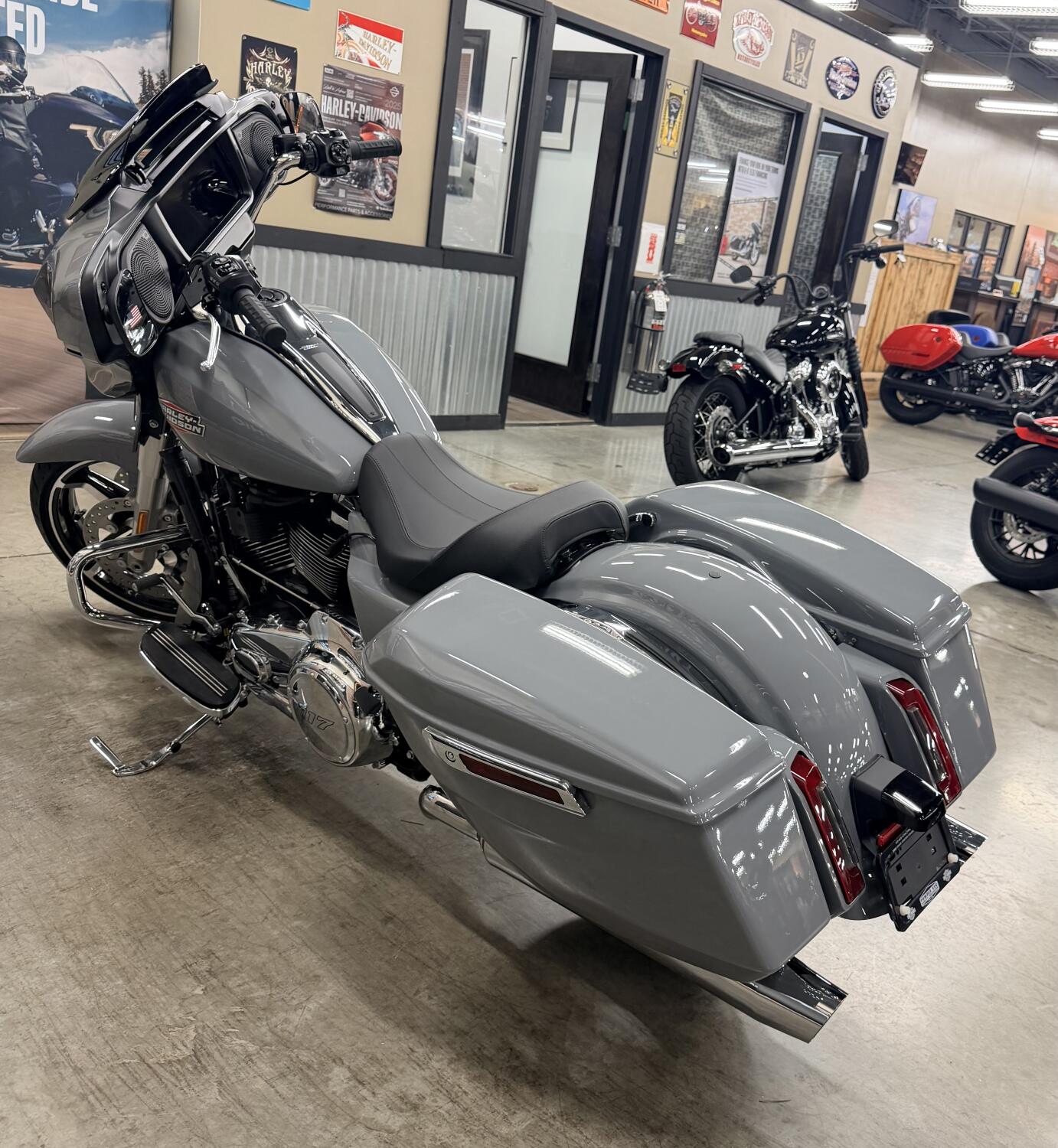 2026 Harley-Davidson® Street Glide® FLHX, photo 10