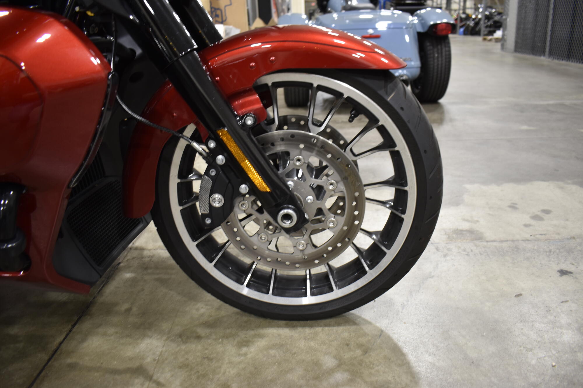 2026 Harley-Davidson® Street Glide 3 Limited Brilliant Red Black Trim, photo 12