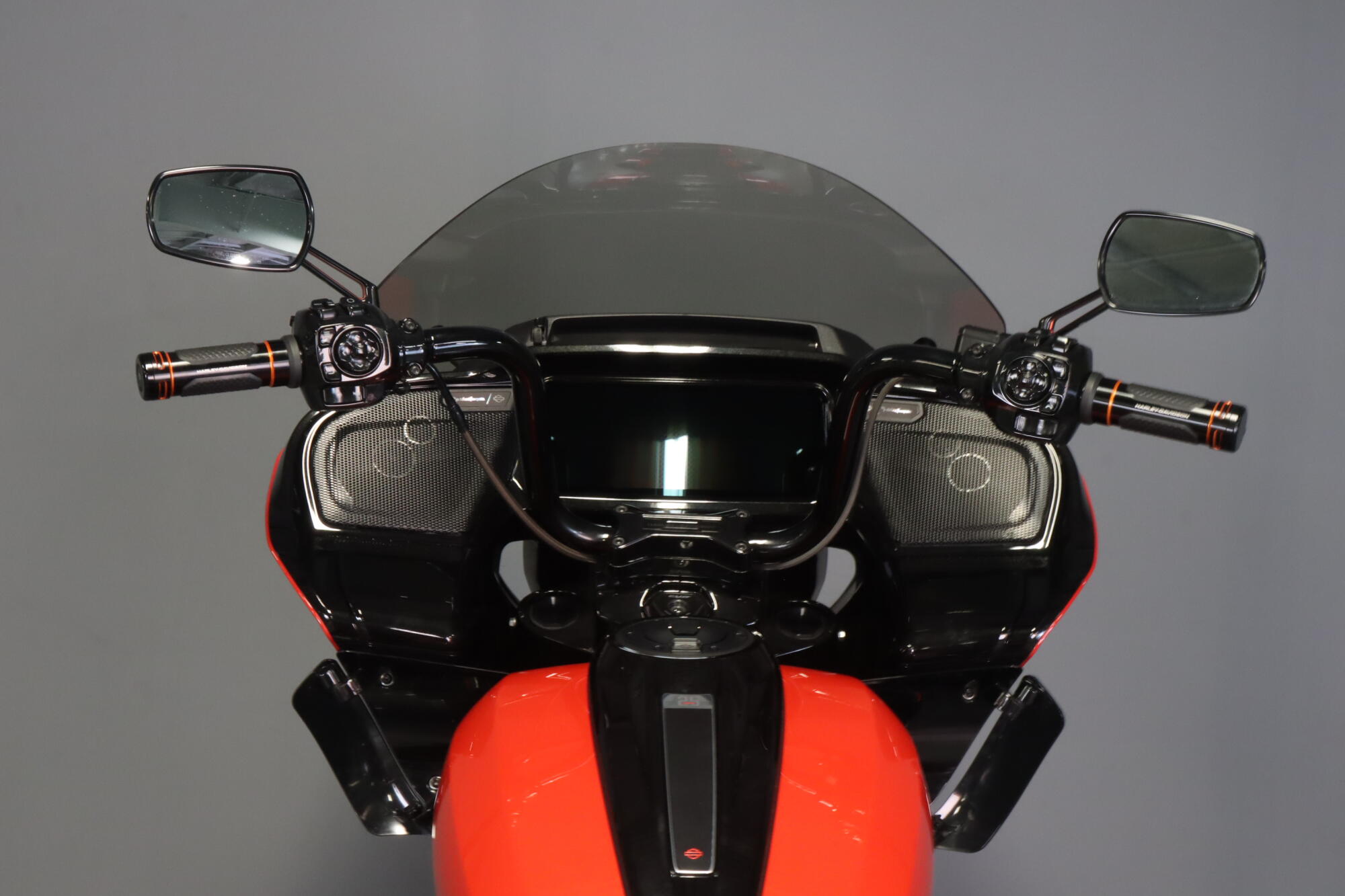 2024 Harley-Davidson® CVO™ Road Glide® FLTRXSE, photo 15