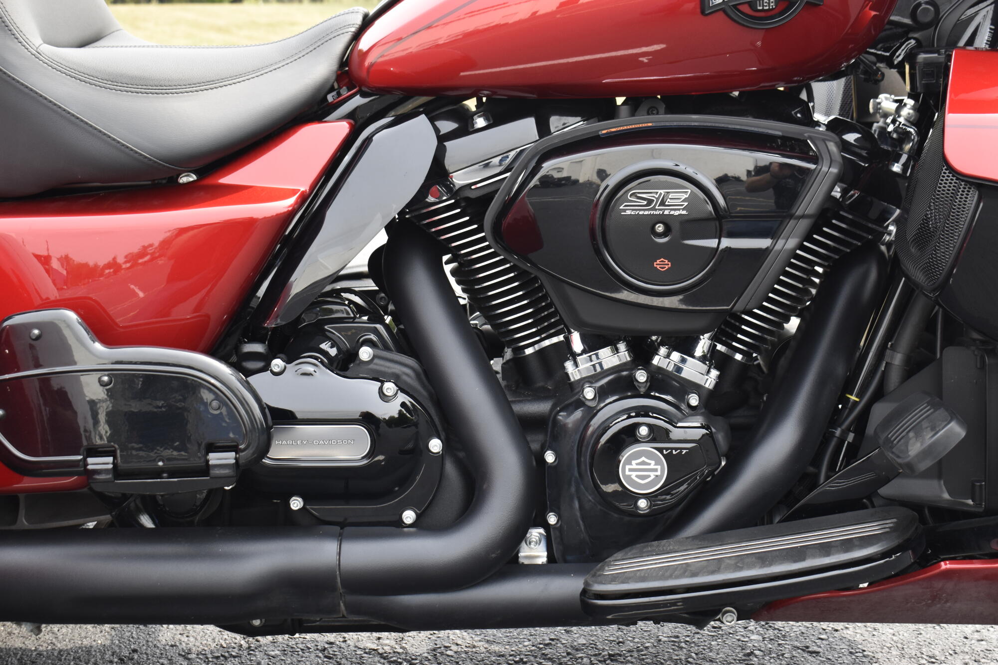 2026 Harley-Davidson® Street Glide 3 Limited Brilliant Red Black Trim, photo 10