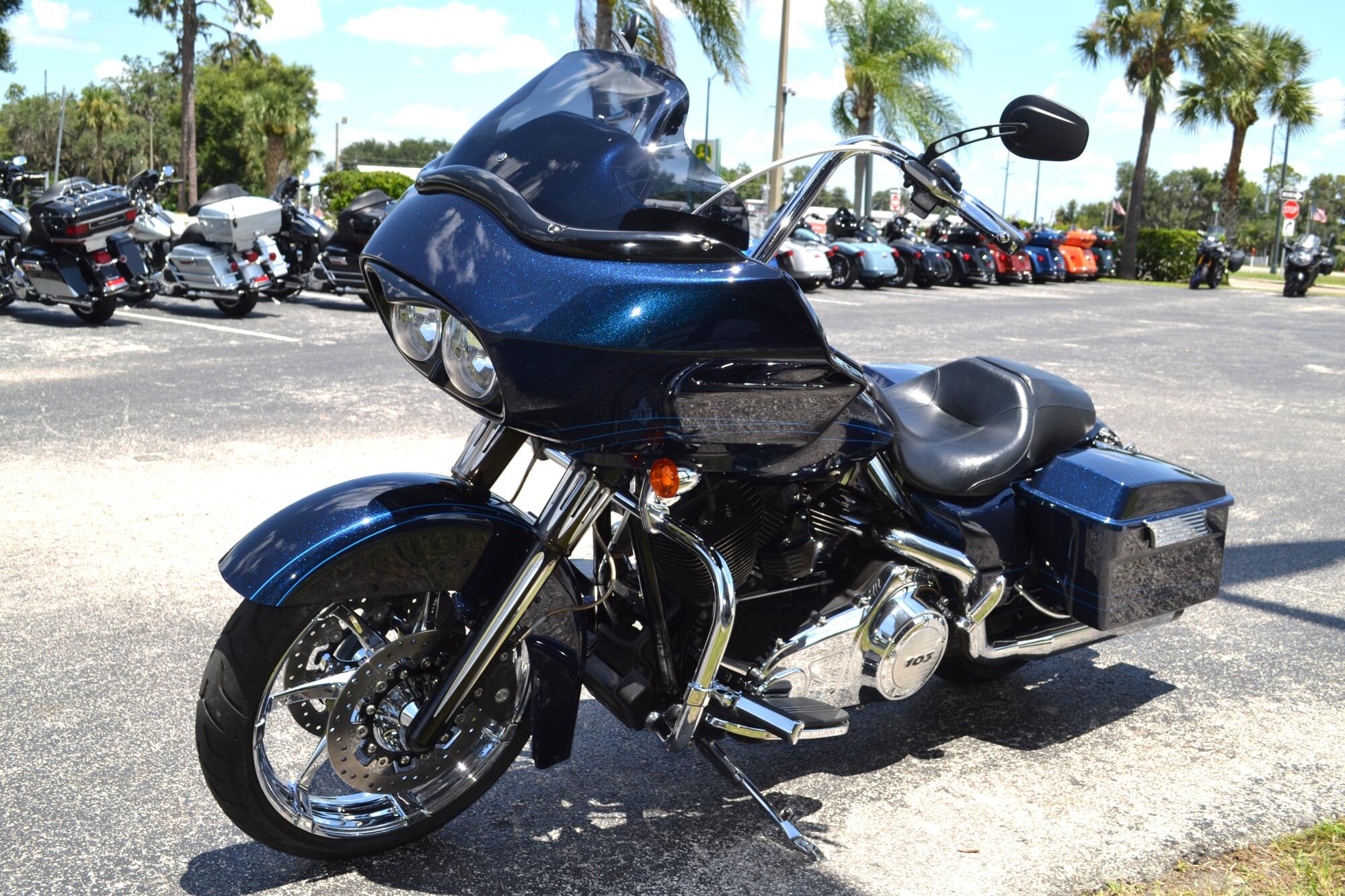 2013 Harley-Davidson® Road Glide® Custom - FLTRX103, photo 21