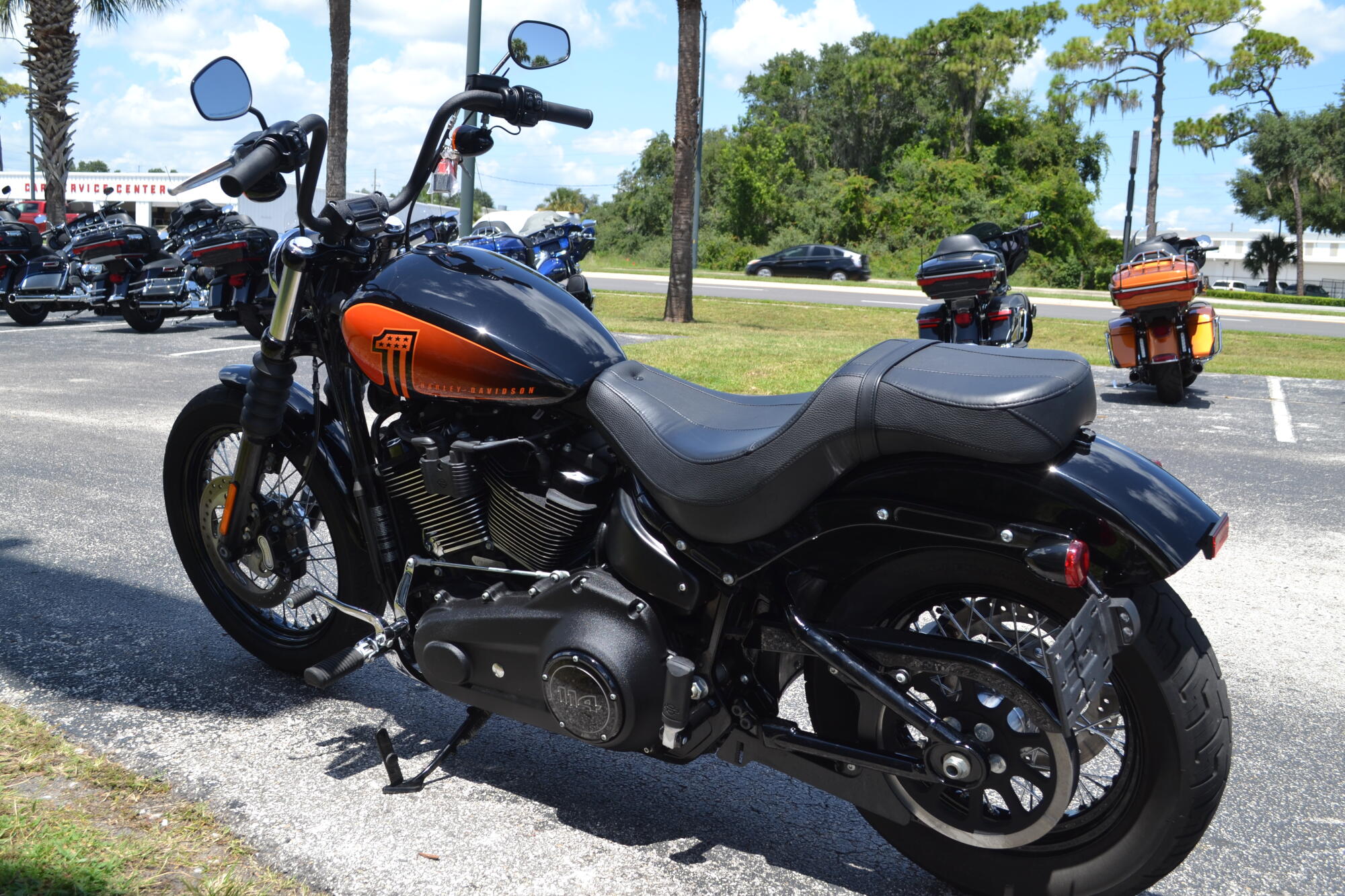 2021 Harley-Davidson® Street Bob® 114 - FXBBS, photo 11