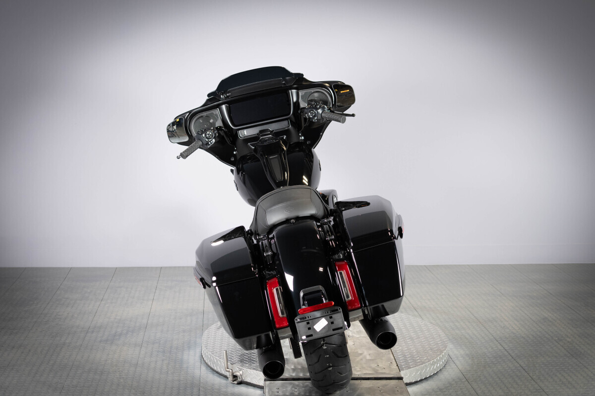 2026 Harley-Davidson® Street Glide® FLHX, photo 8