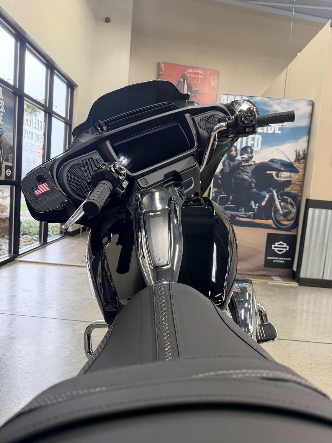 2026 Harley-Davidson® Street Glide® FLHX, photo 4