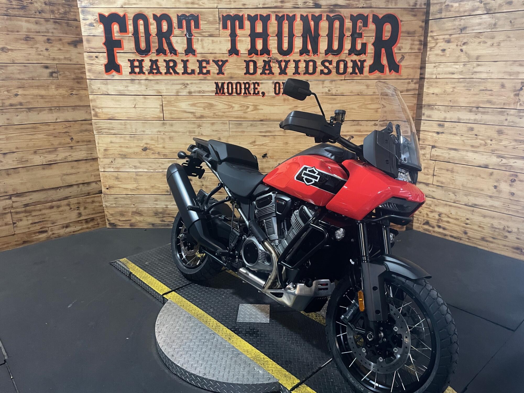 2026 Harley-Davidson® Pan America® 1250 Special RA1250S, photo 3