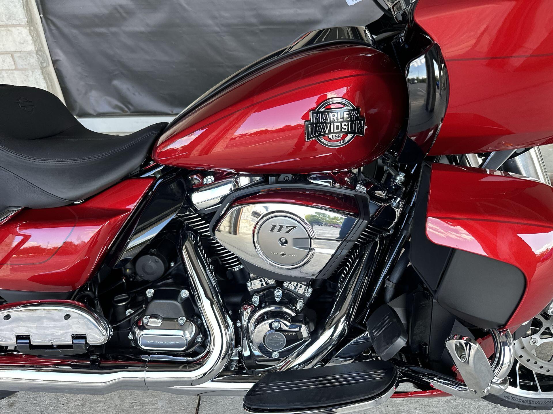 2026 Harley-Davidson® Road Glide Limited FLTRXL, photo 13