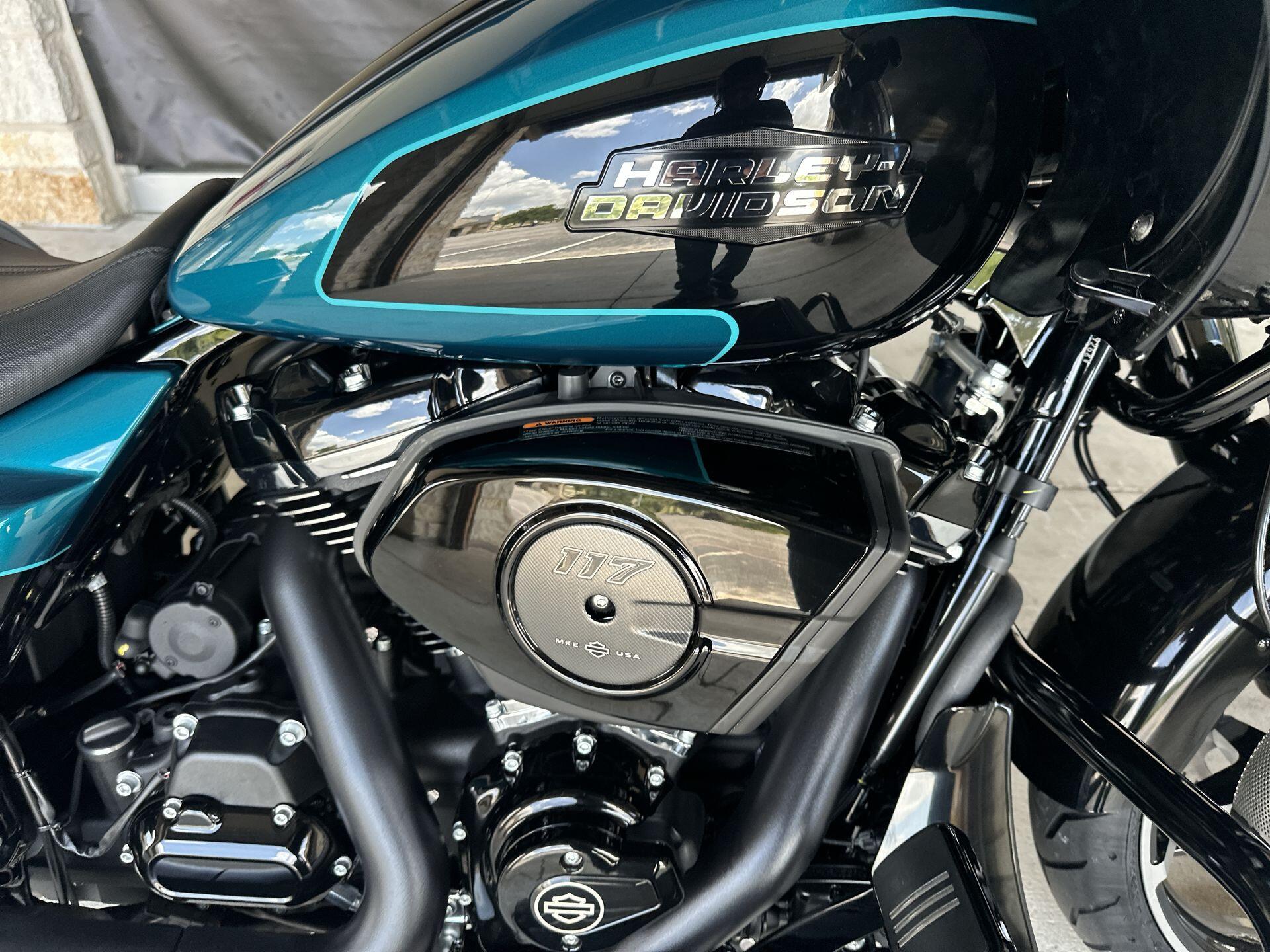 2026 Harley-Davidson® Road Glide® FLTRX, photo 5