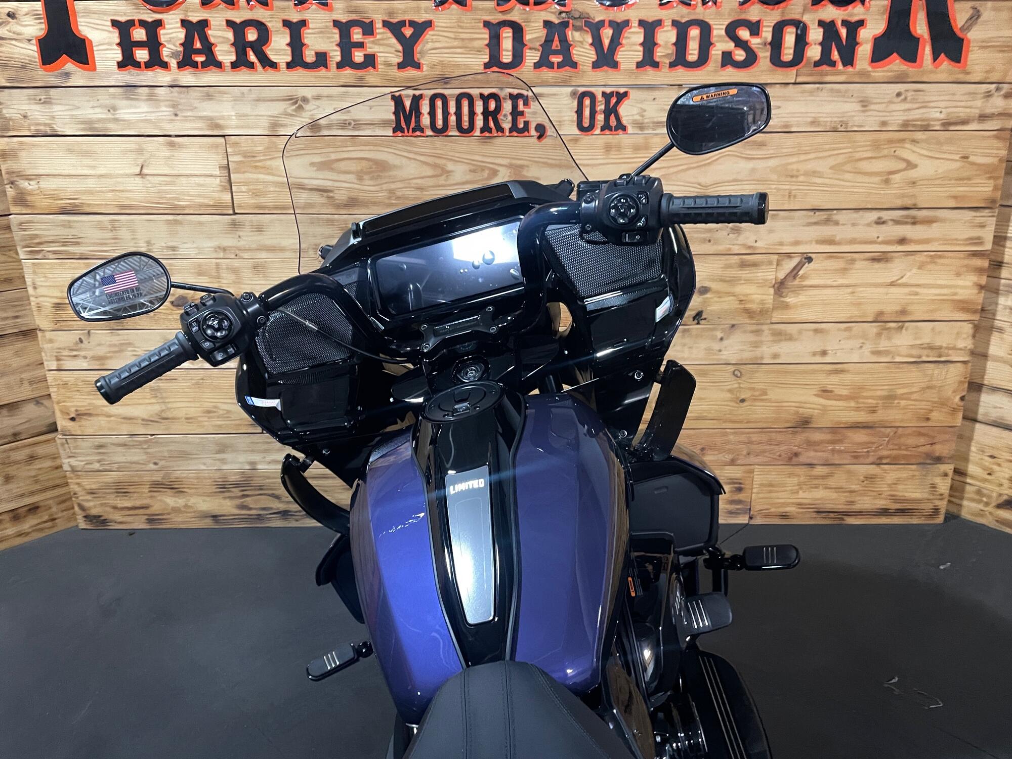 2026 Harley-Davidson® Road Glide Limited FLTRXL, photo 13