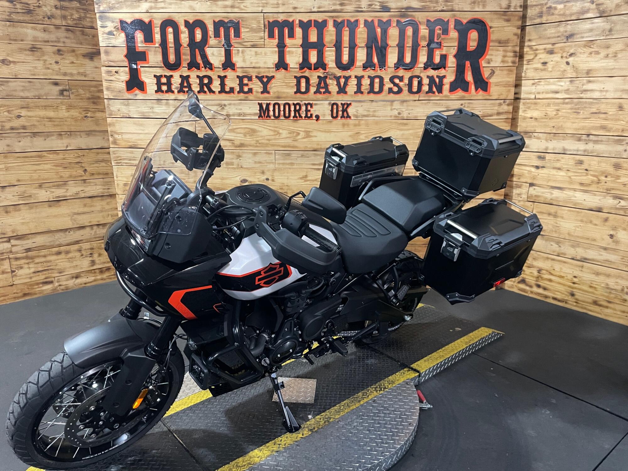 2026 Harley-Davidson® Pan America 1250 Limited RA1250L, photo 7