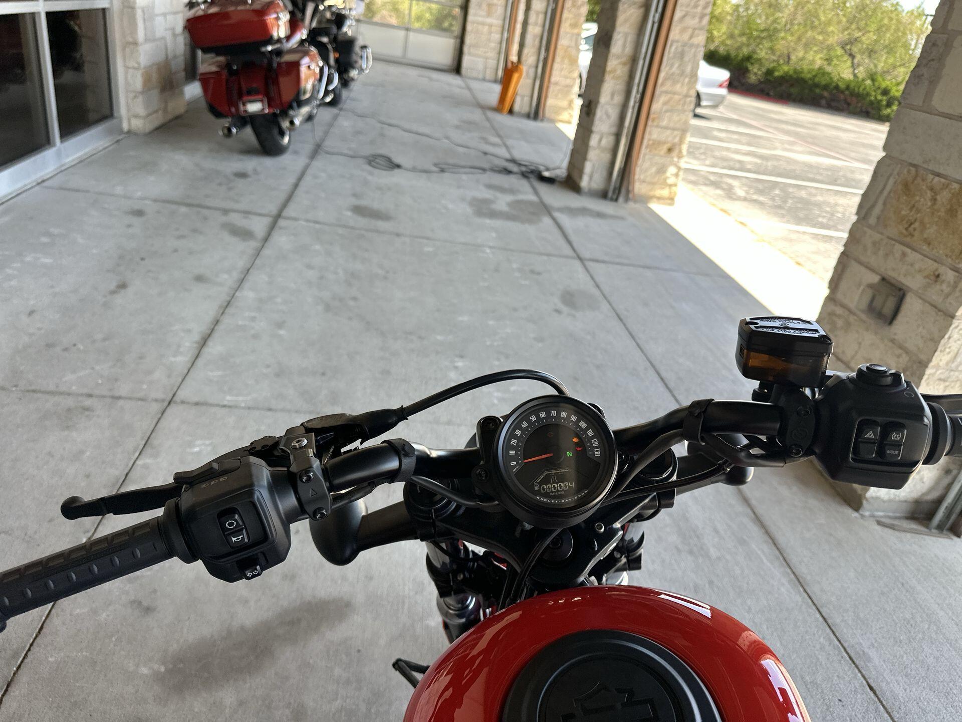 2026 Harley-Davidson® Nightster® RH975, photo 18
