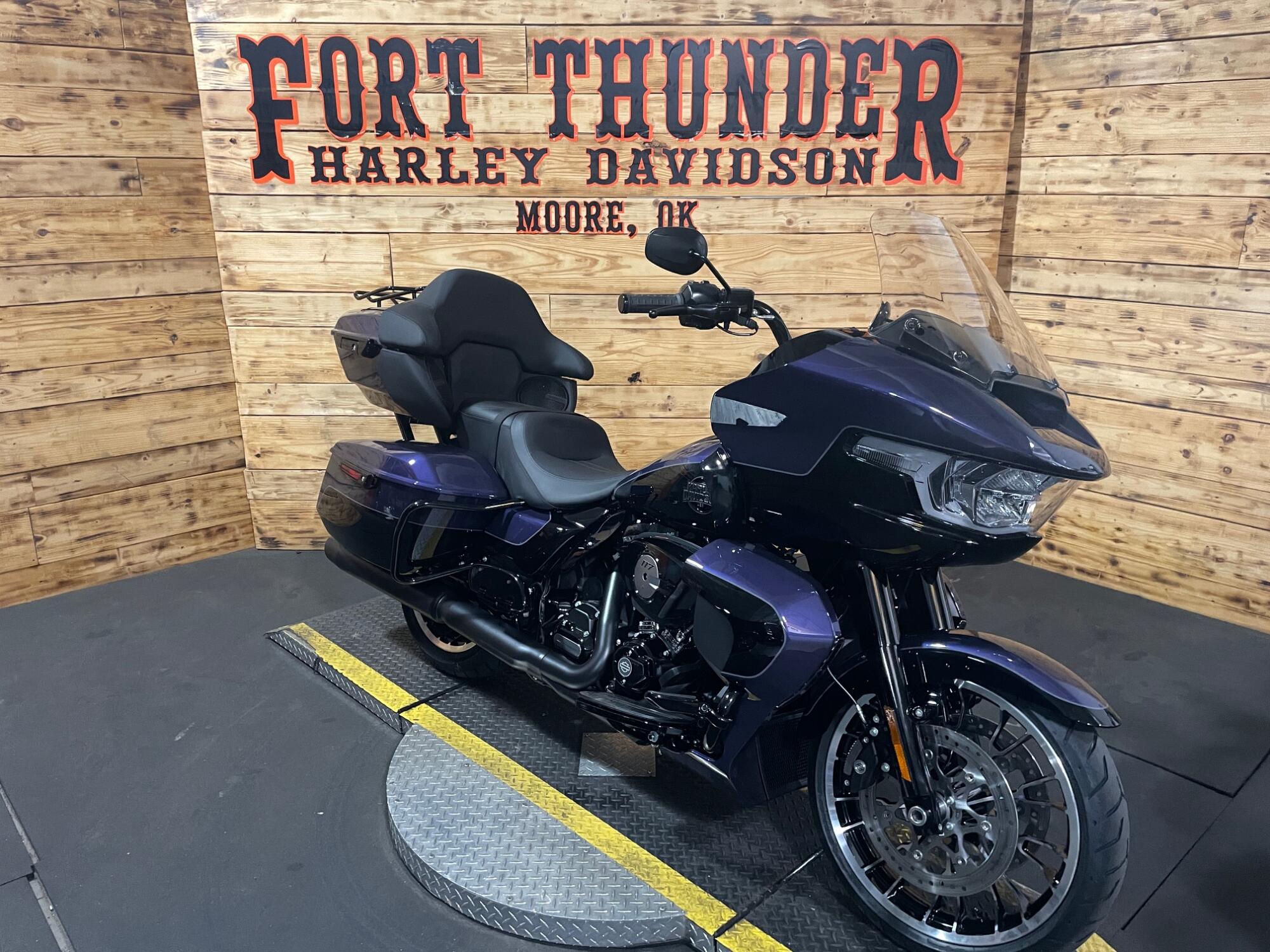 2026 Harley-Davidson® Road Glide Limited FLTRXL, photo 3