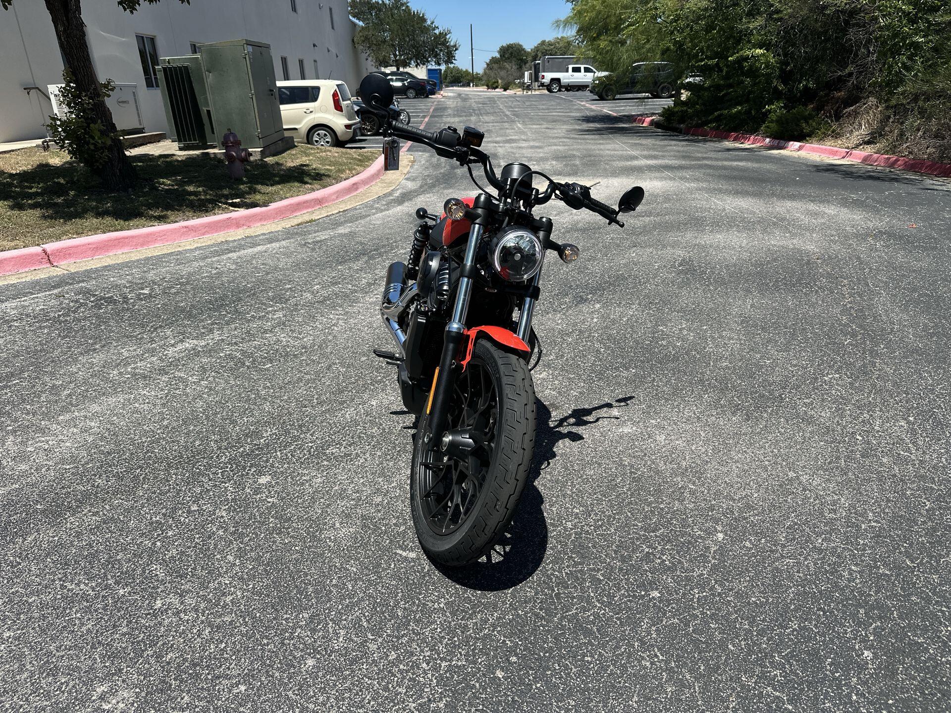 2026 Harley-Davidson® Nightster® RH975, photo 4