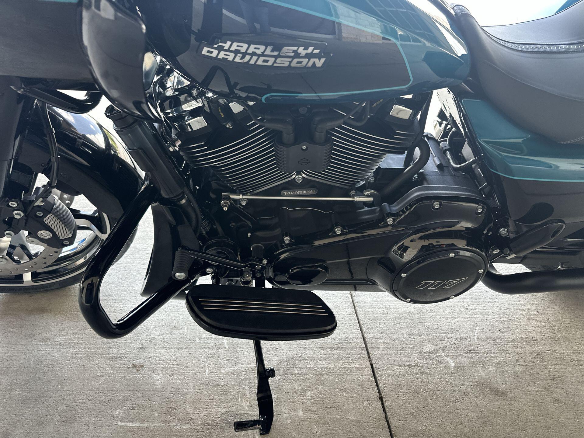 2026 Harley-Davidson® Road Glide® FLTRX, photo 4