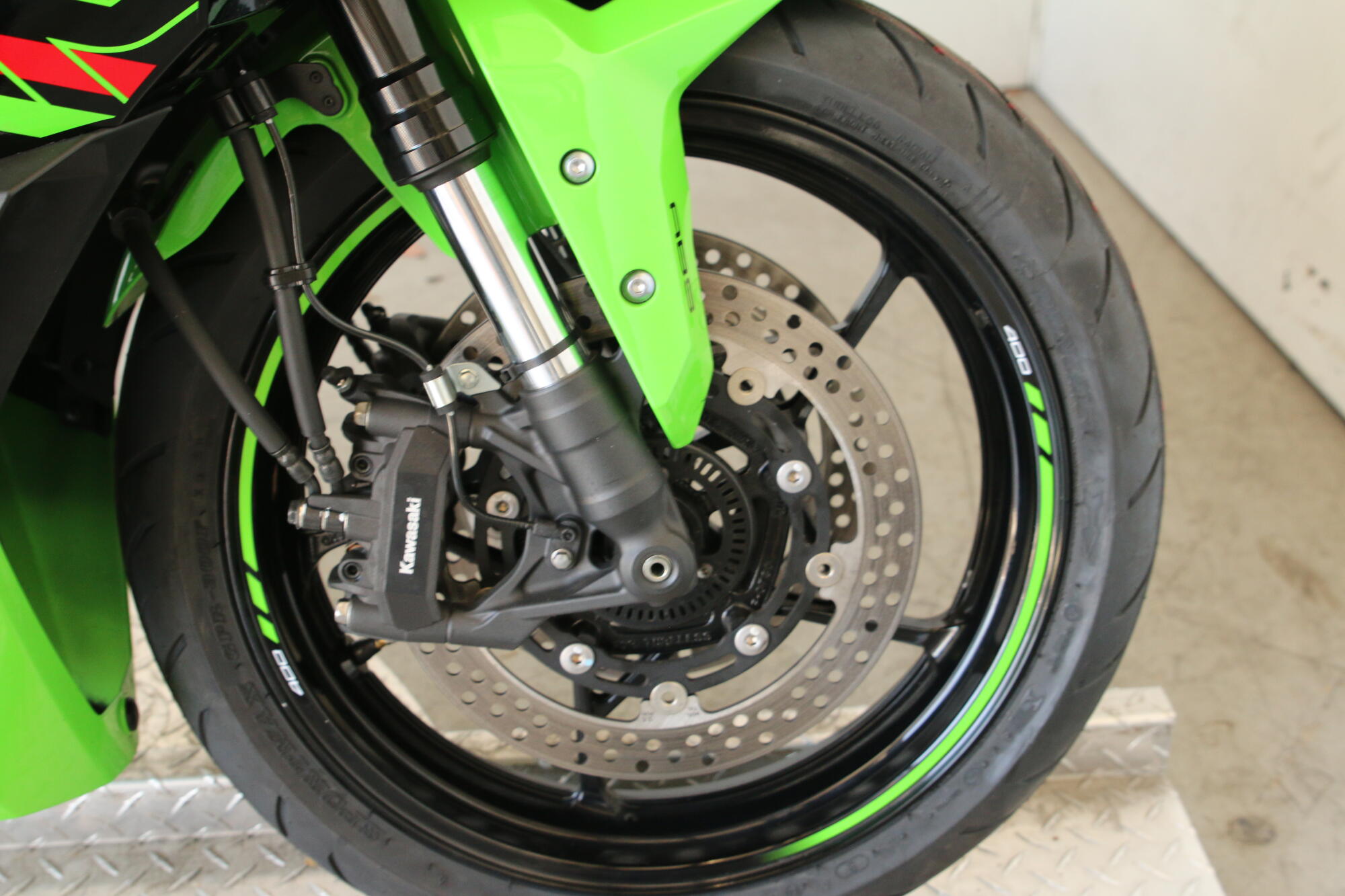2023 Kawasaki Ninja® Zx™-4RR KRT, photo 14