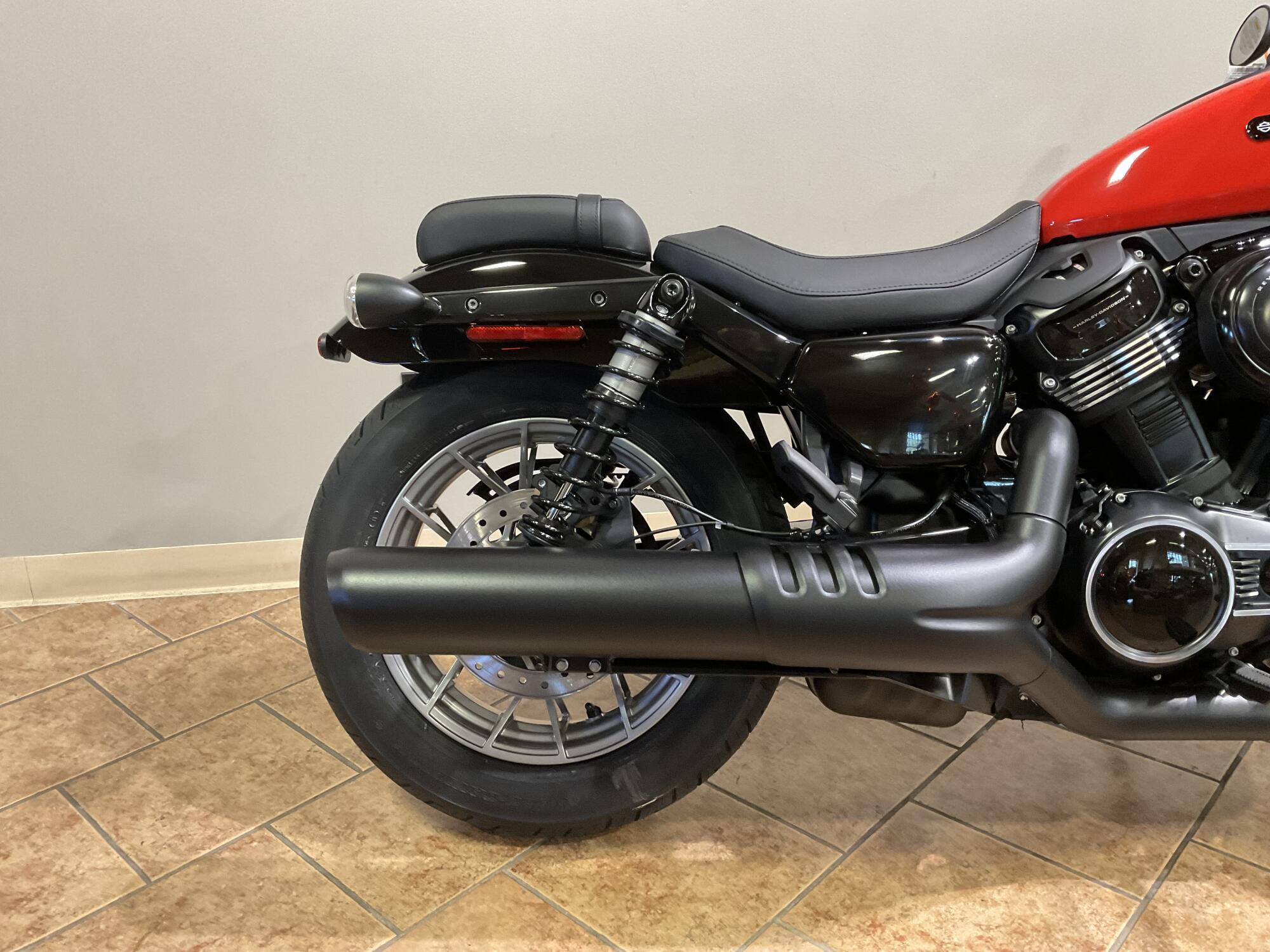 2026 Harley-Davidson® Nightster® Special Blood Orange Black Trim RH975S, photo 6