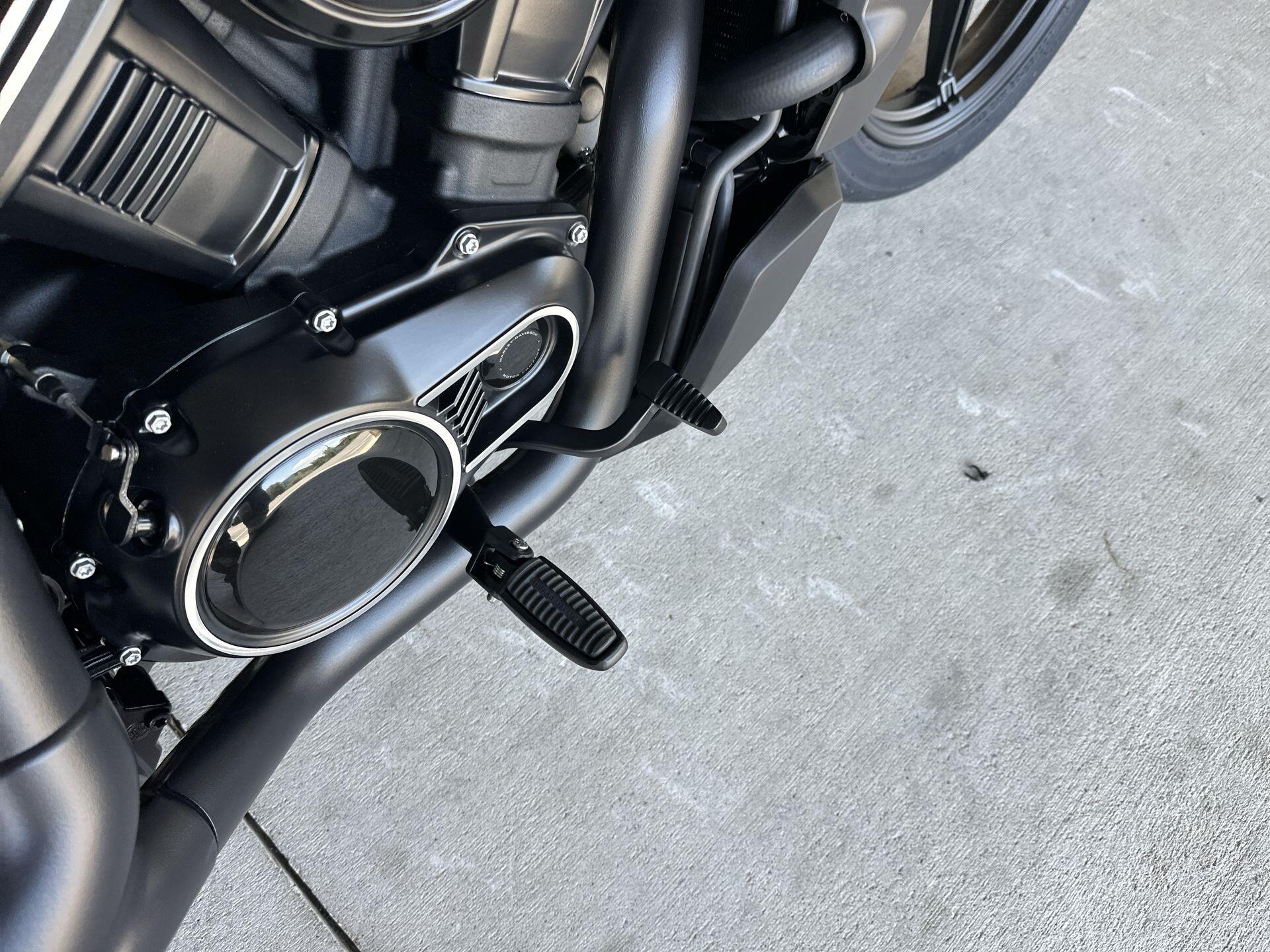2026 Harley-Davidson® Nightster® RH975, photo 16
