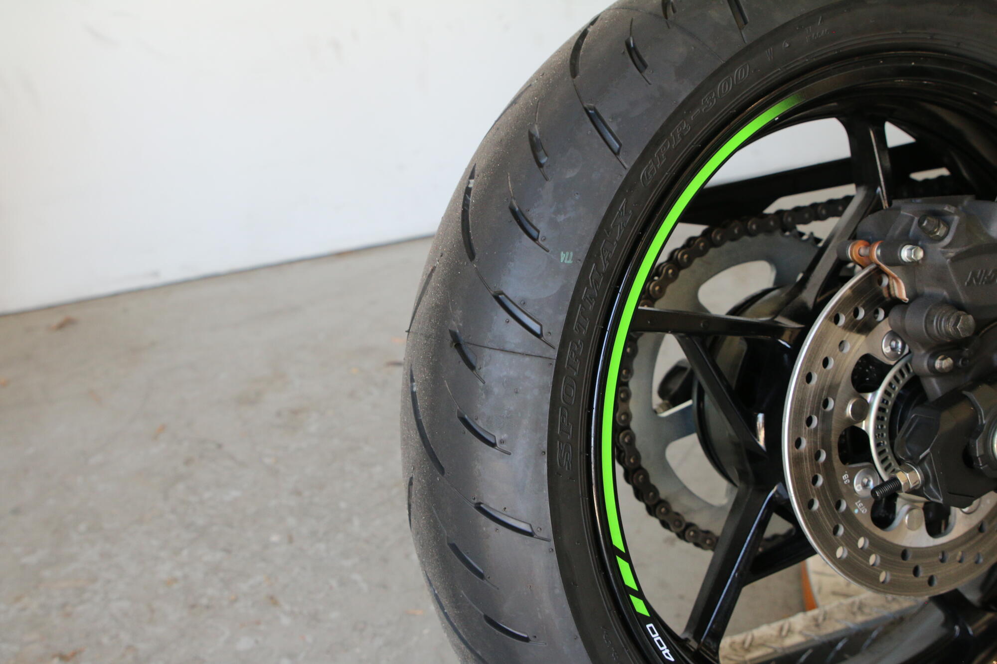 2023 Kawasaki Ninja® Zx™-4RR KRT, photo 9