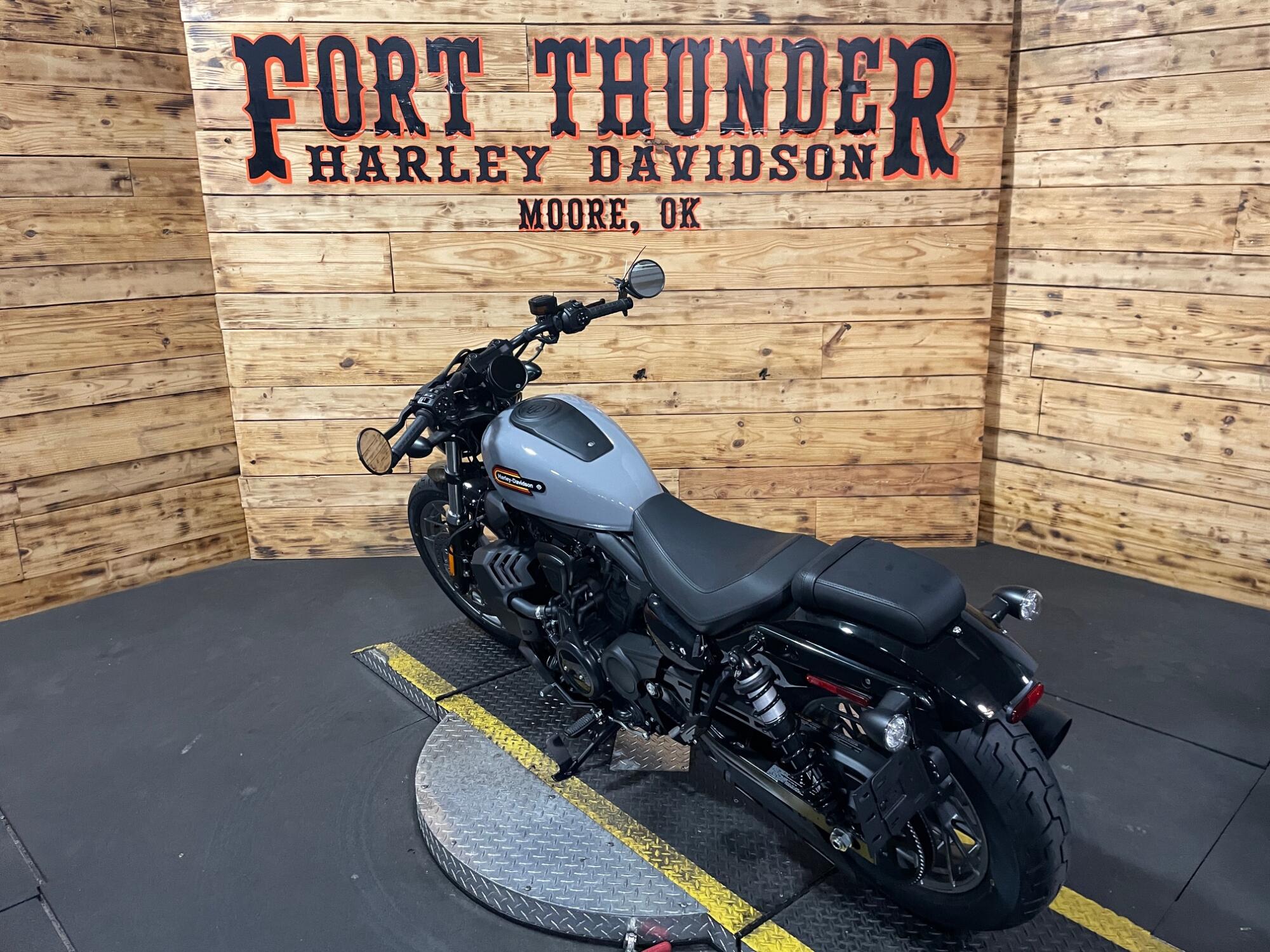 2026 Harley-Davidson® Nightster® Special RH975S, photo 10
