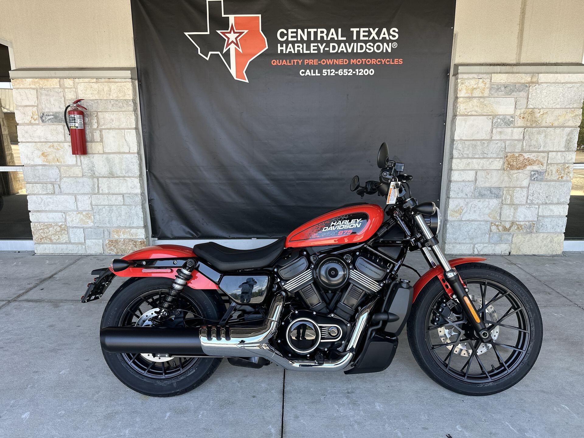 2026 Harley-Davidson® Nightster® RH975, photo 2