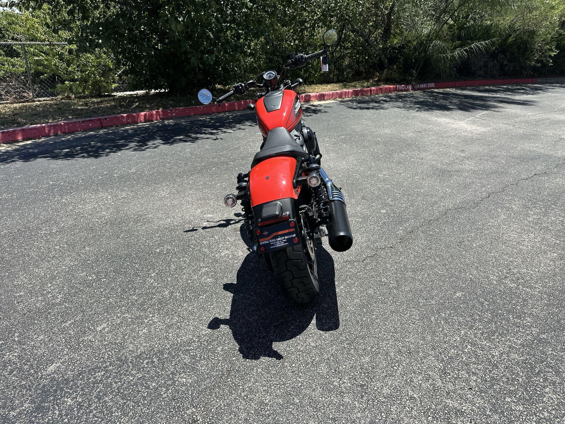 2026 Harley-Davidson® Nightster® RH975, photo 8