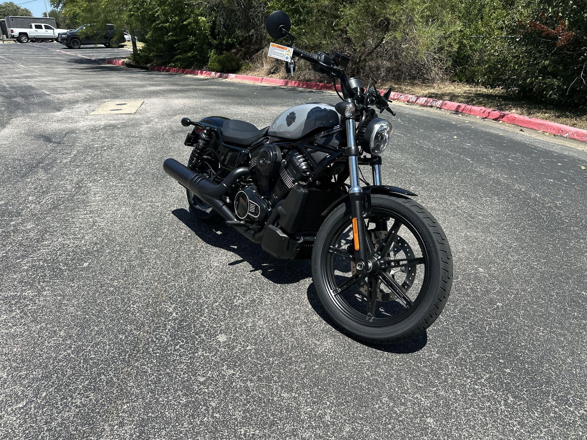 2026 Harley-Davidson® Nightster® RH975, photo 6