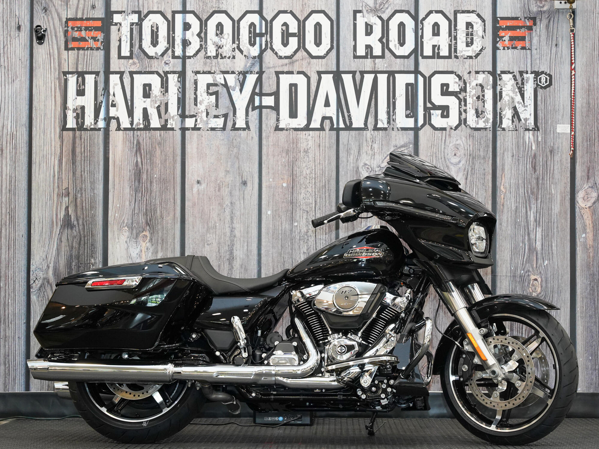 2026 Harley-Davidson Street Glide FLHX