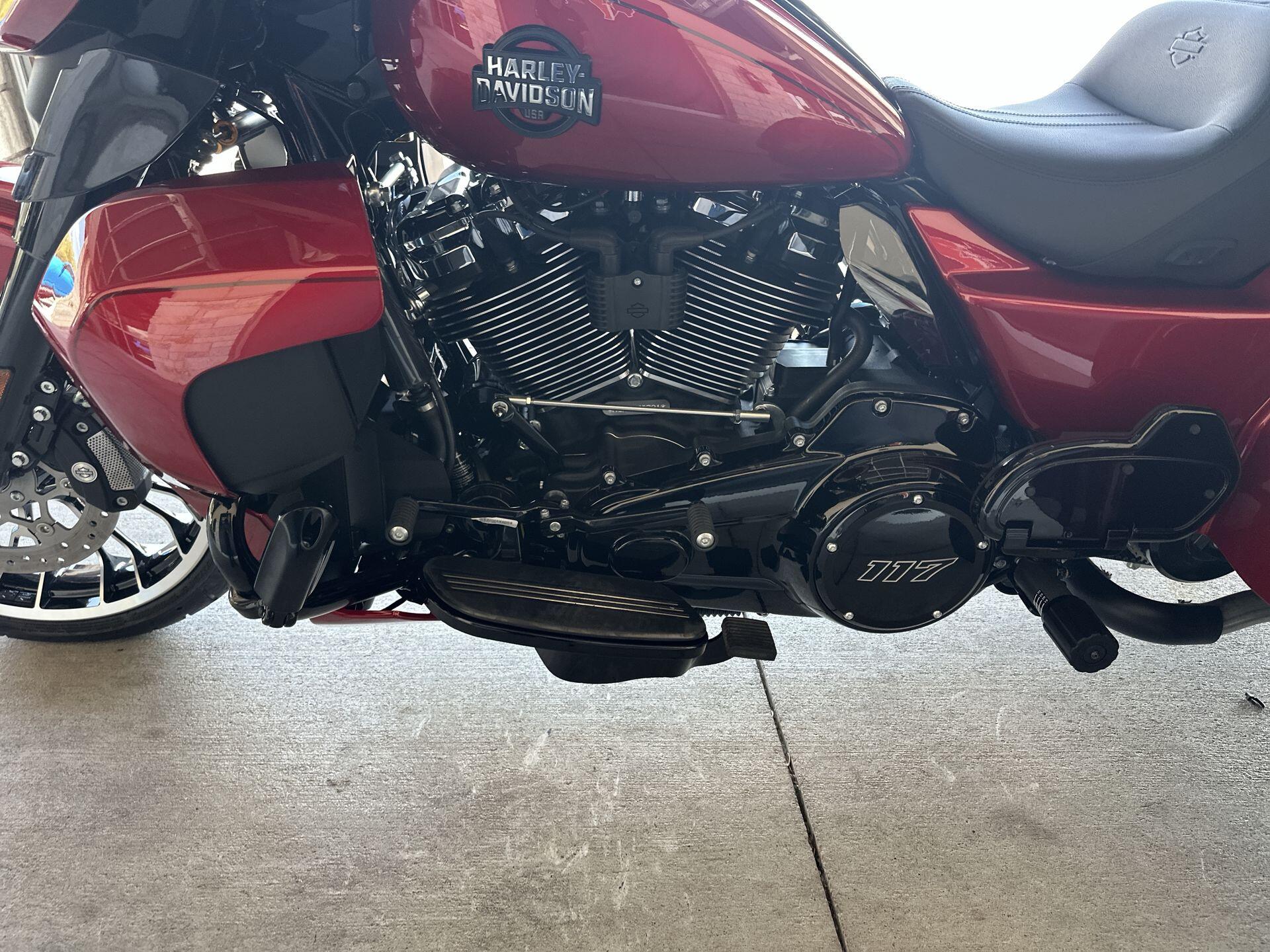2026 Harley-Davidson® Street Glide 3 Limited FLHLT, photo 12