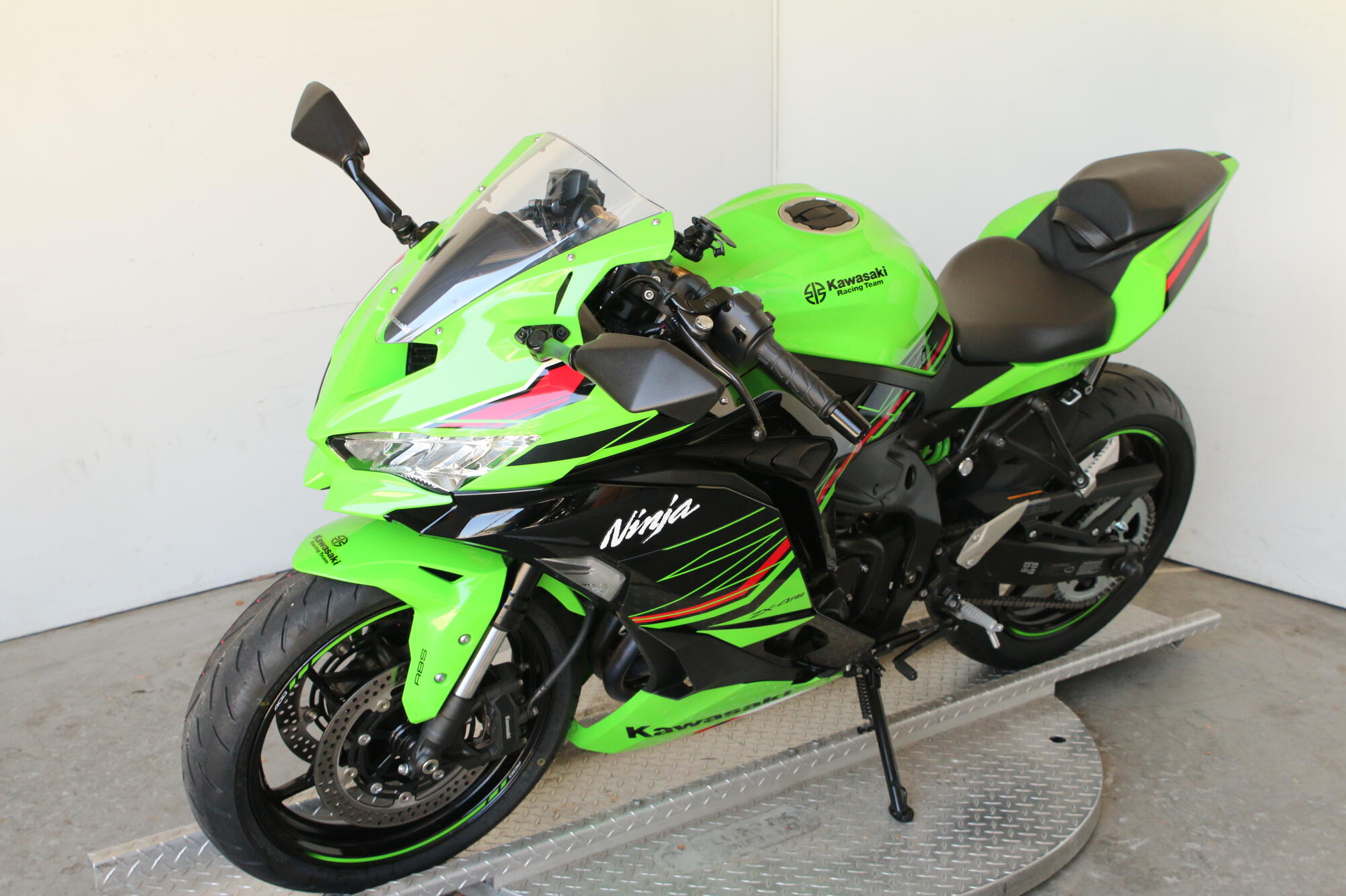 2023 Kawasaki Ninja® Zx™-4RR KRT, photo 7
