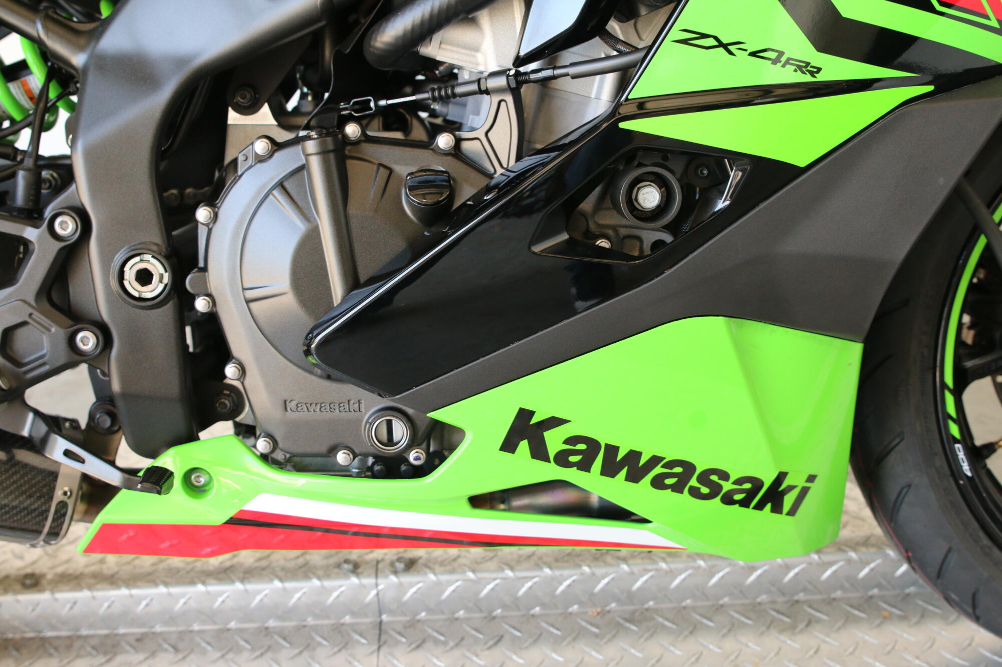 2023 Kawasaki Ninja® Zx™-4RR KRT, photo 12